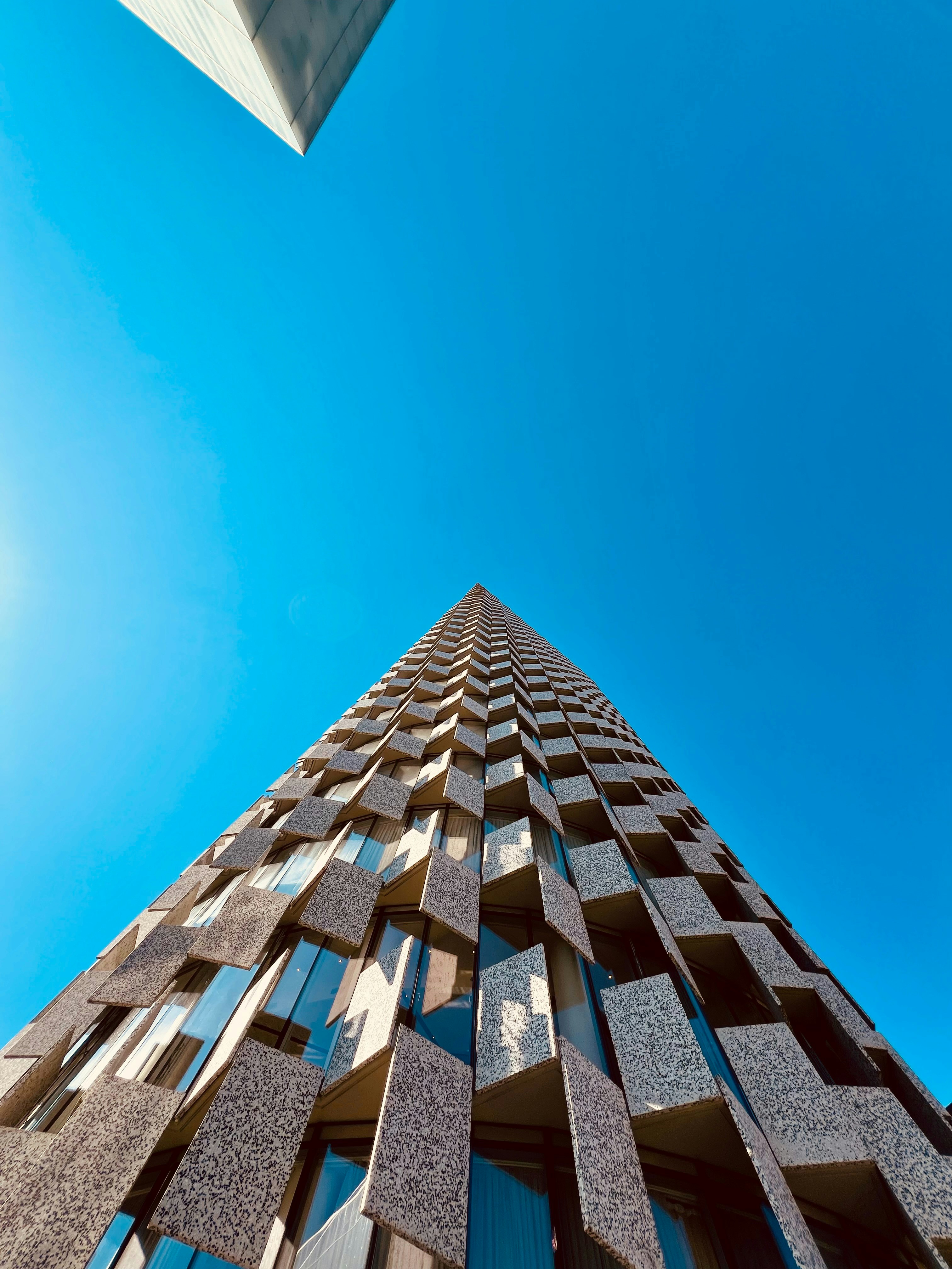 Photo by besartademi