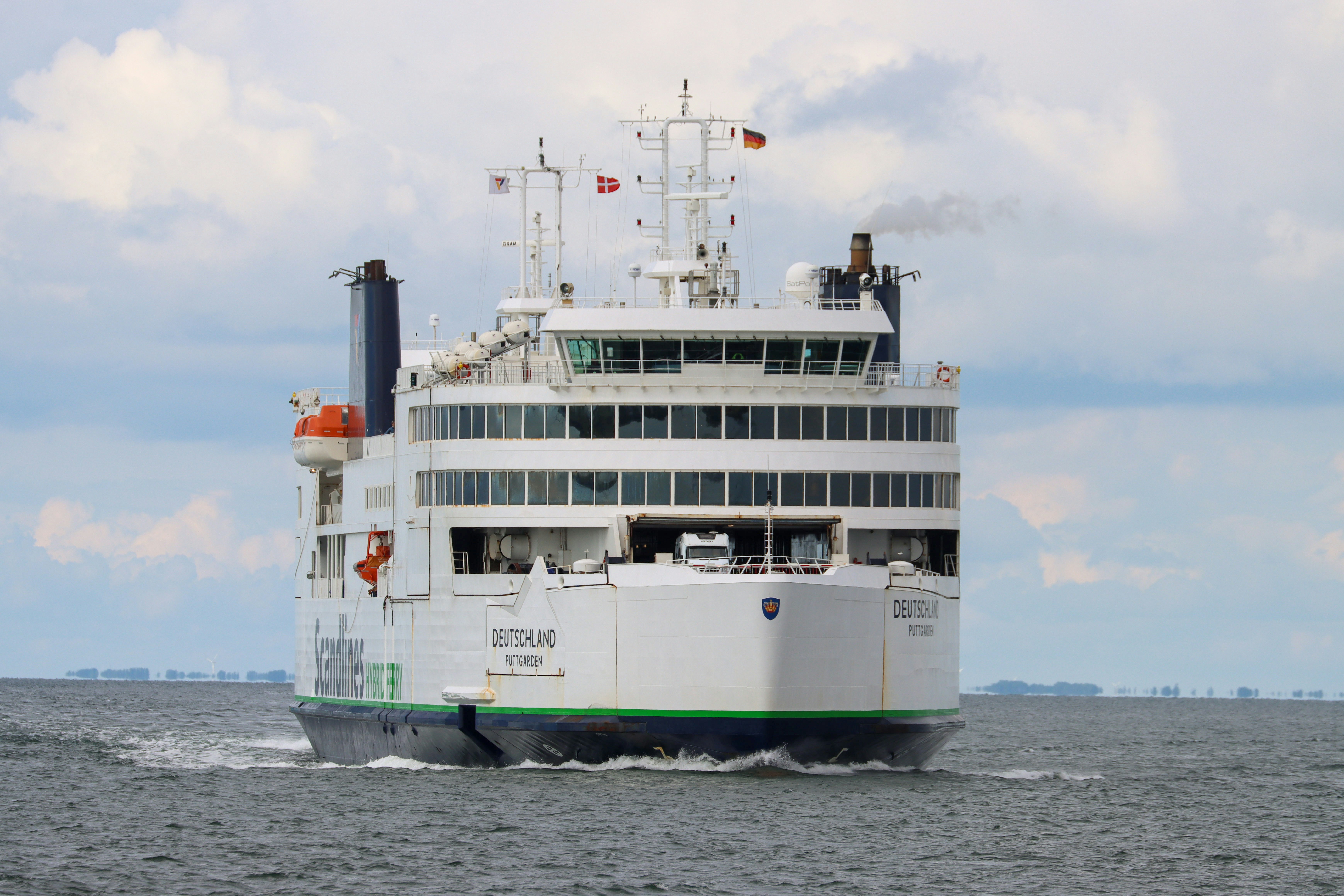 Photo by larsportjanow