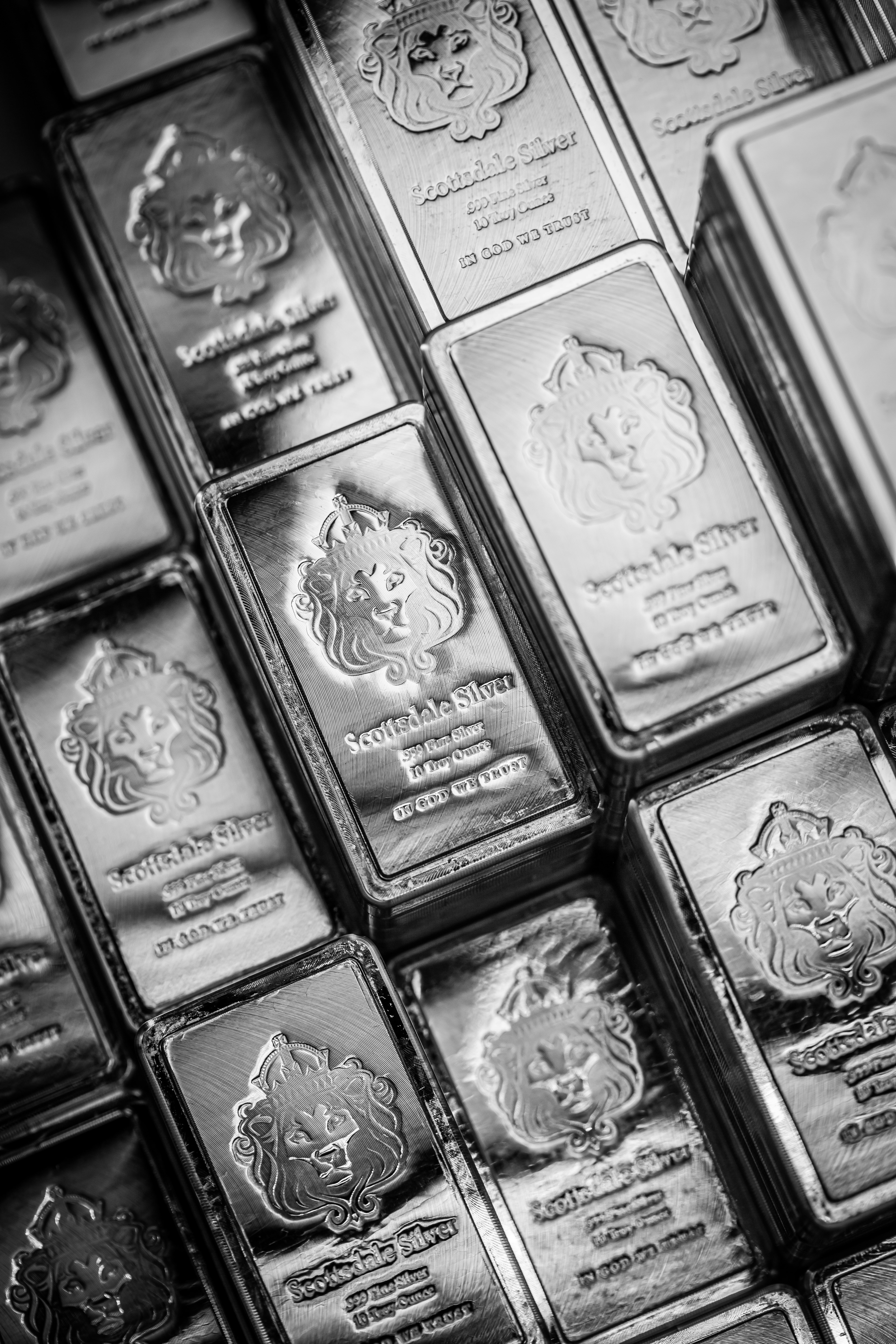 Scottsdalemint.com Pile of Silver stacker bars by Scottsdale Mint on a dark background. 🇺🇸 Minting Gold/Silver in AZ, Legal Tender for 20+ Countries Creator of Silver Stacker® Bars . We are a US private mint based in Scottsdale Arizona. We design, manufacture and deliver the best silver and gold coins and bars on the market for both consumers, banks and governments around the world. Please give us a mention!