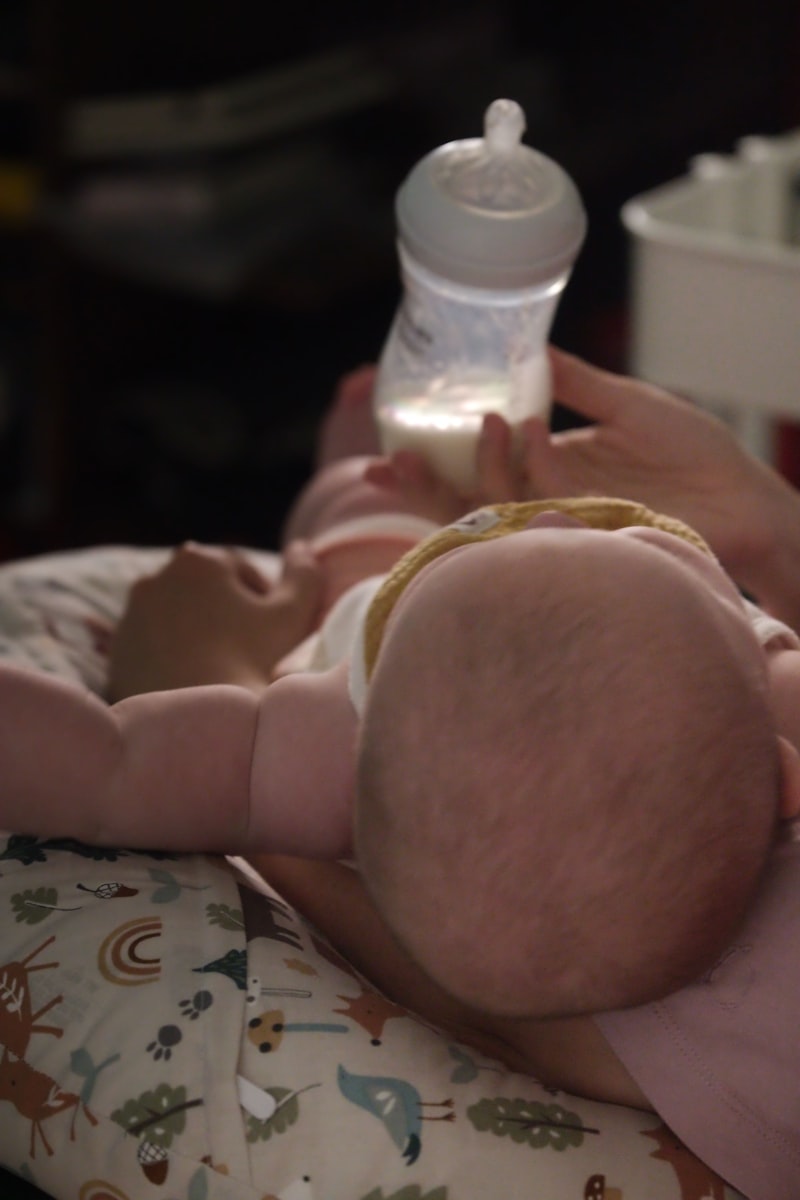 The Surrogate's Complete Guide to Pumping and Shipping Breast Milk