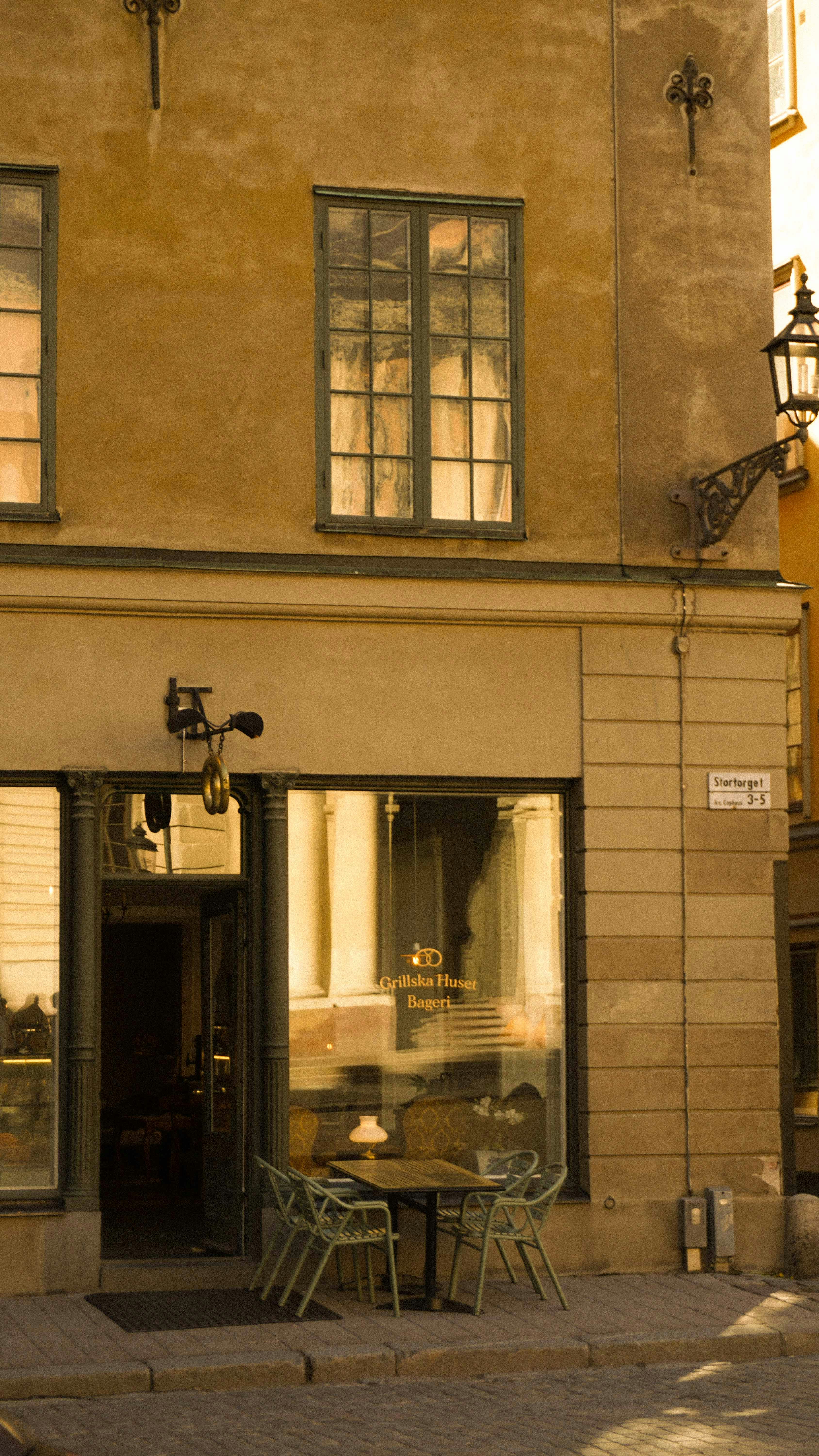 Photo by anjaleemingbecker