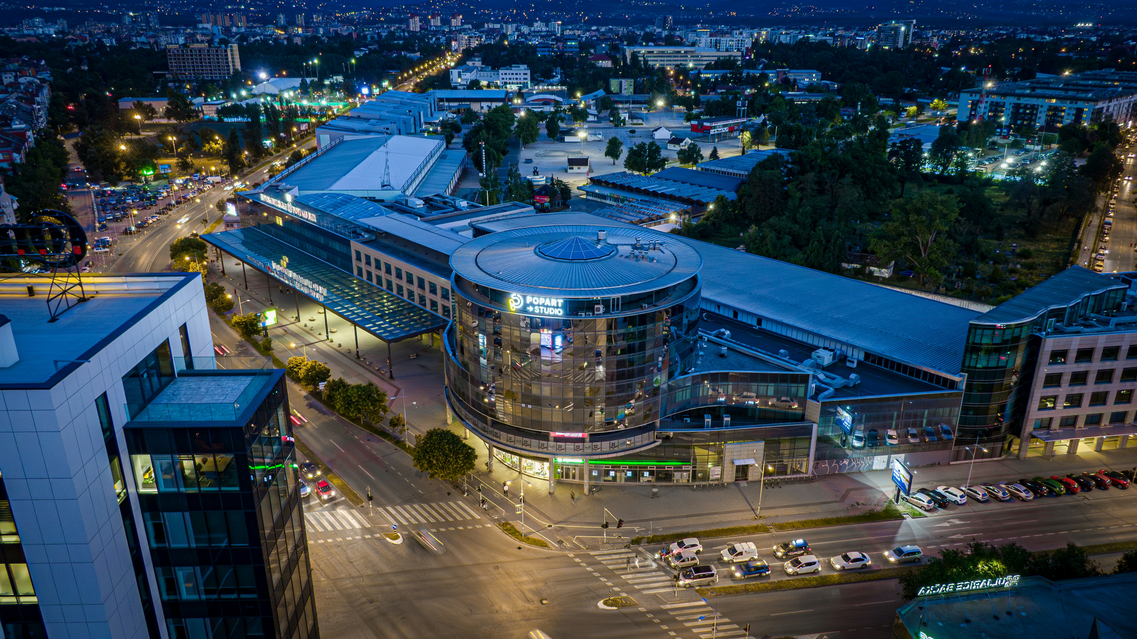 Photo by popartstudio