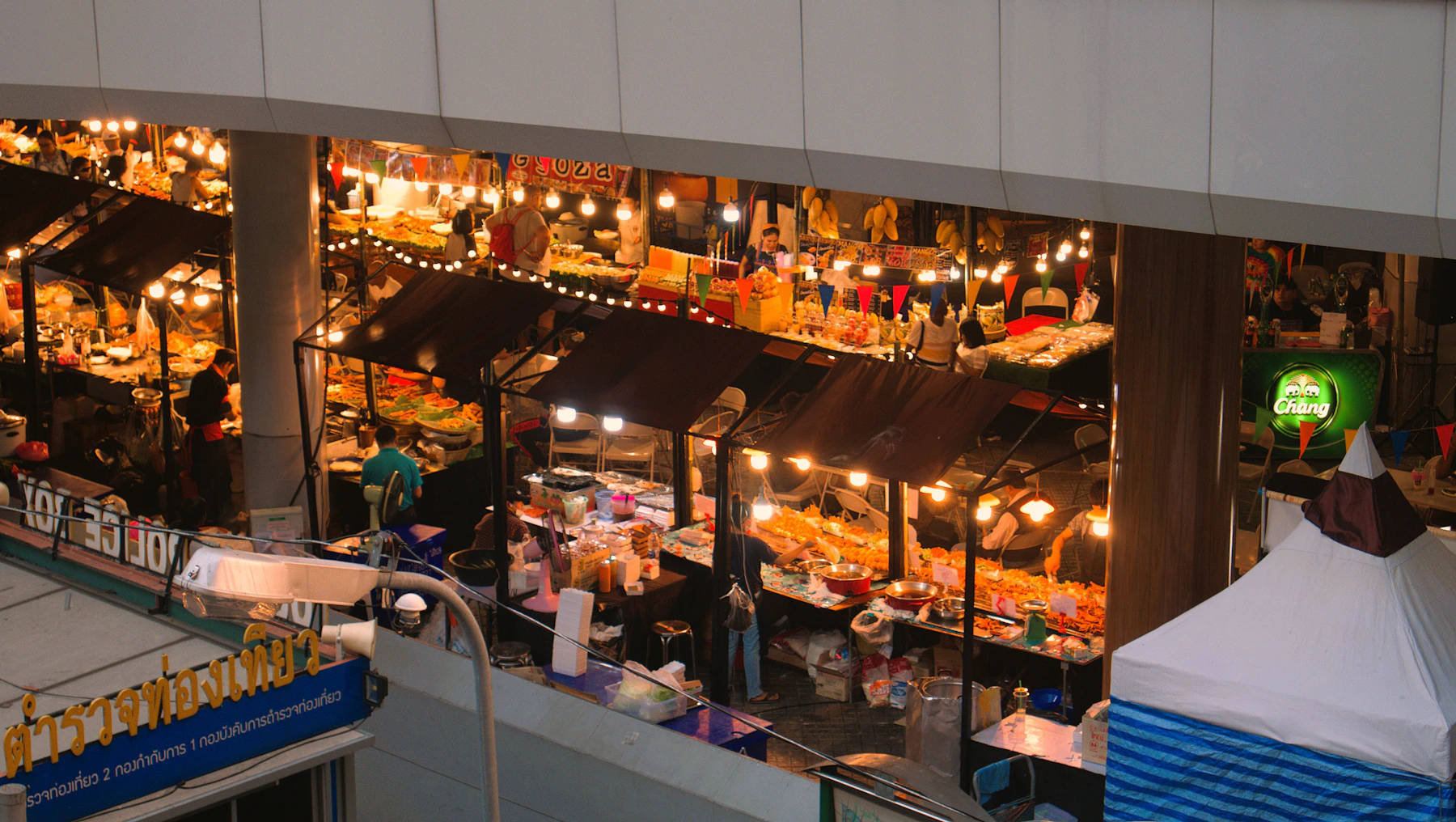 Bangkok evening market atmosphere