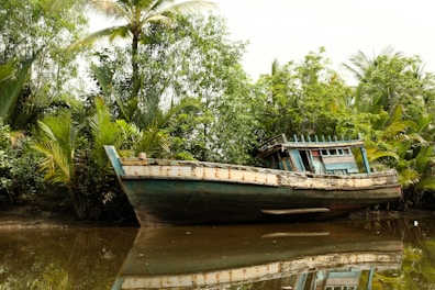 A boat that is sitting in the water