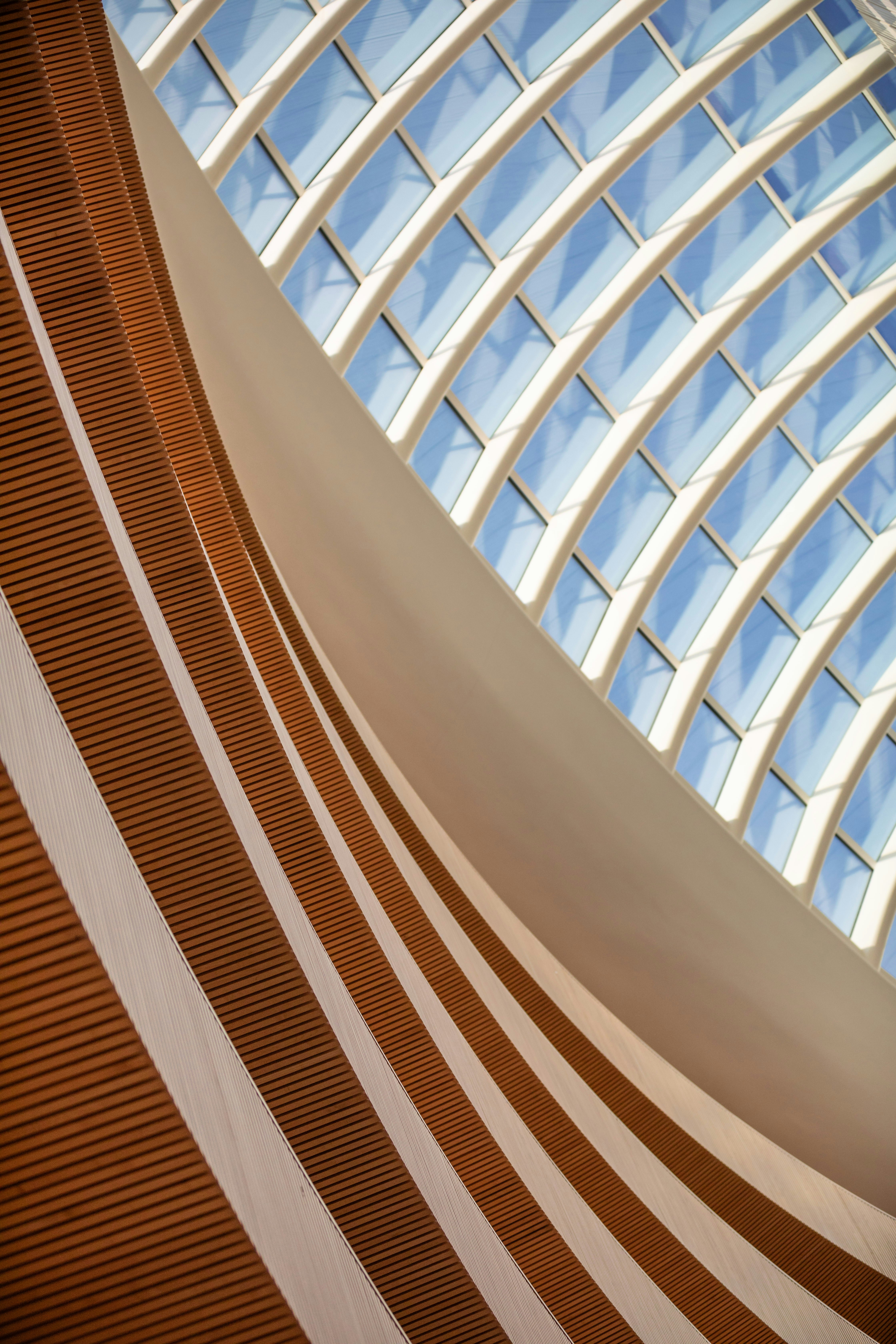 A view of the ceiling of a modern building