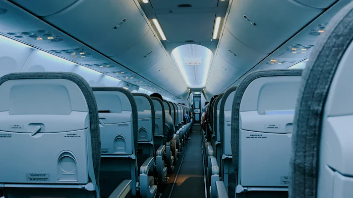 Sièges dans la cabine d'un avion