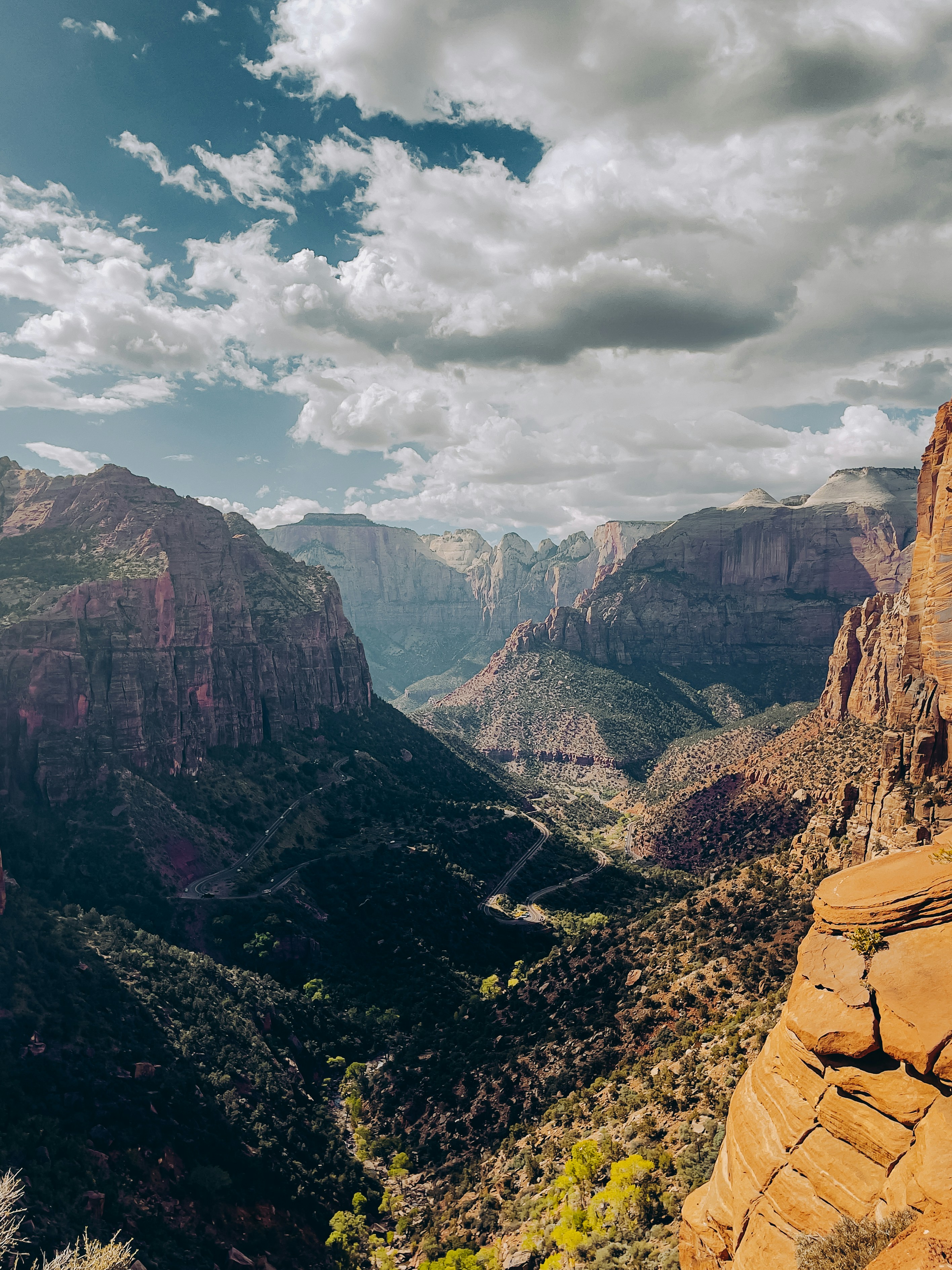 Photo by allenboguslavsky