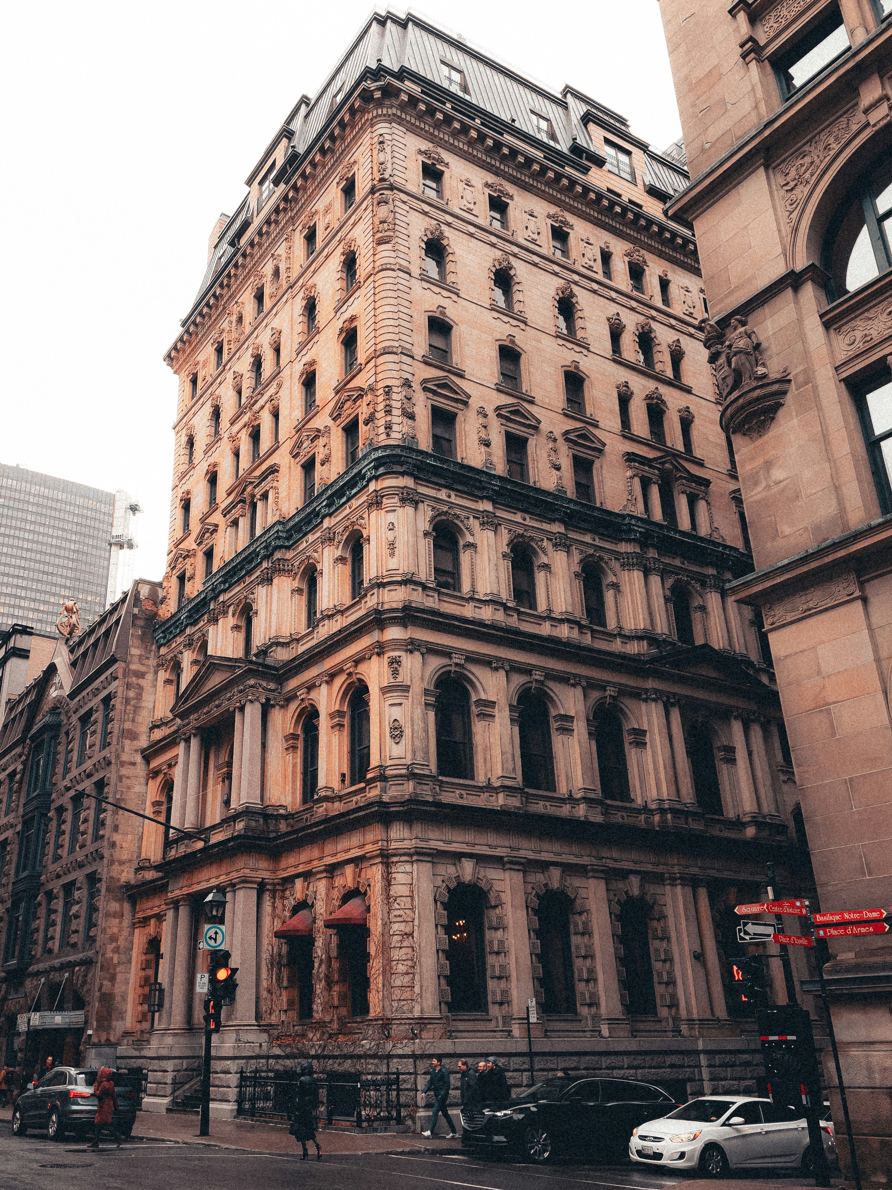 Photo by allenboguslavsky