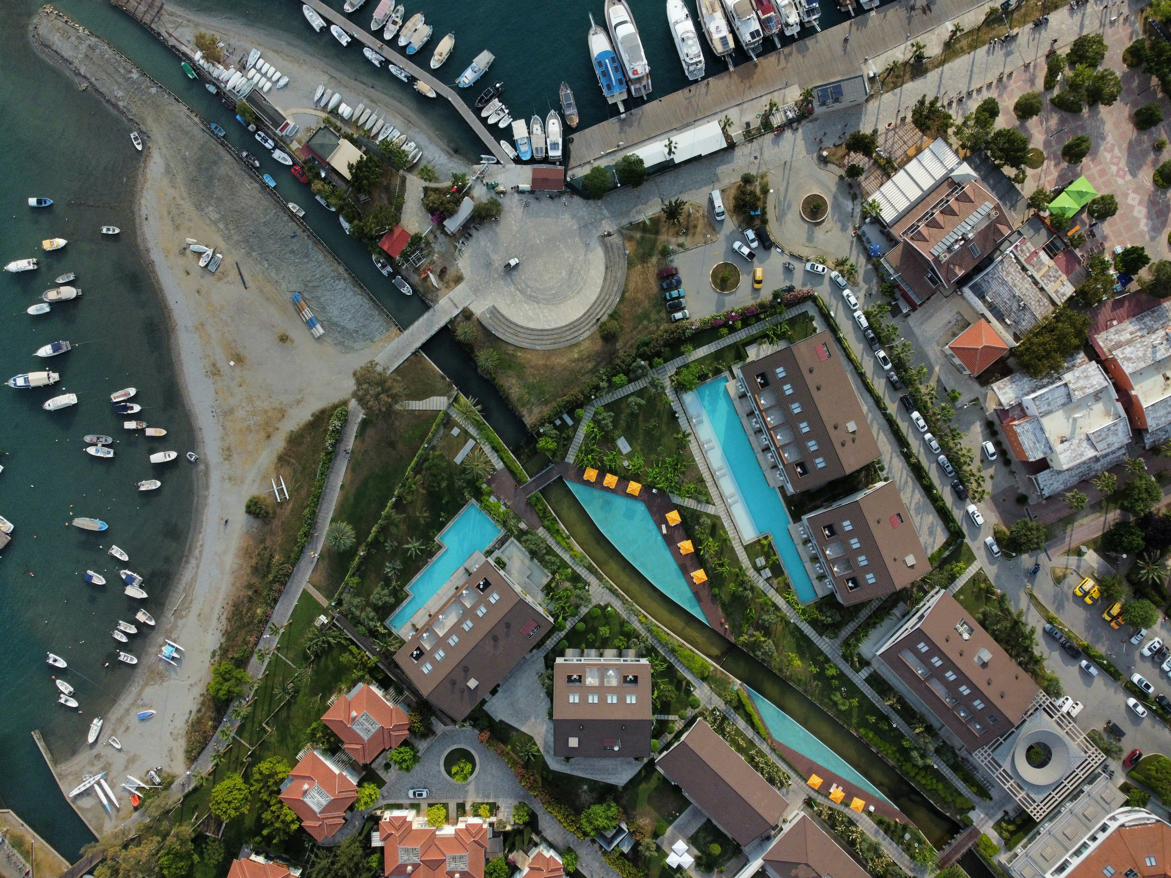 Photo by rockwell_branding_agency