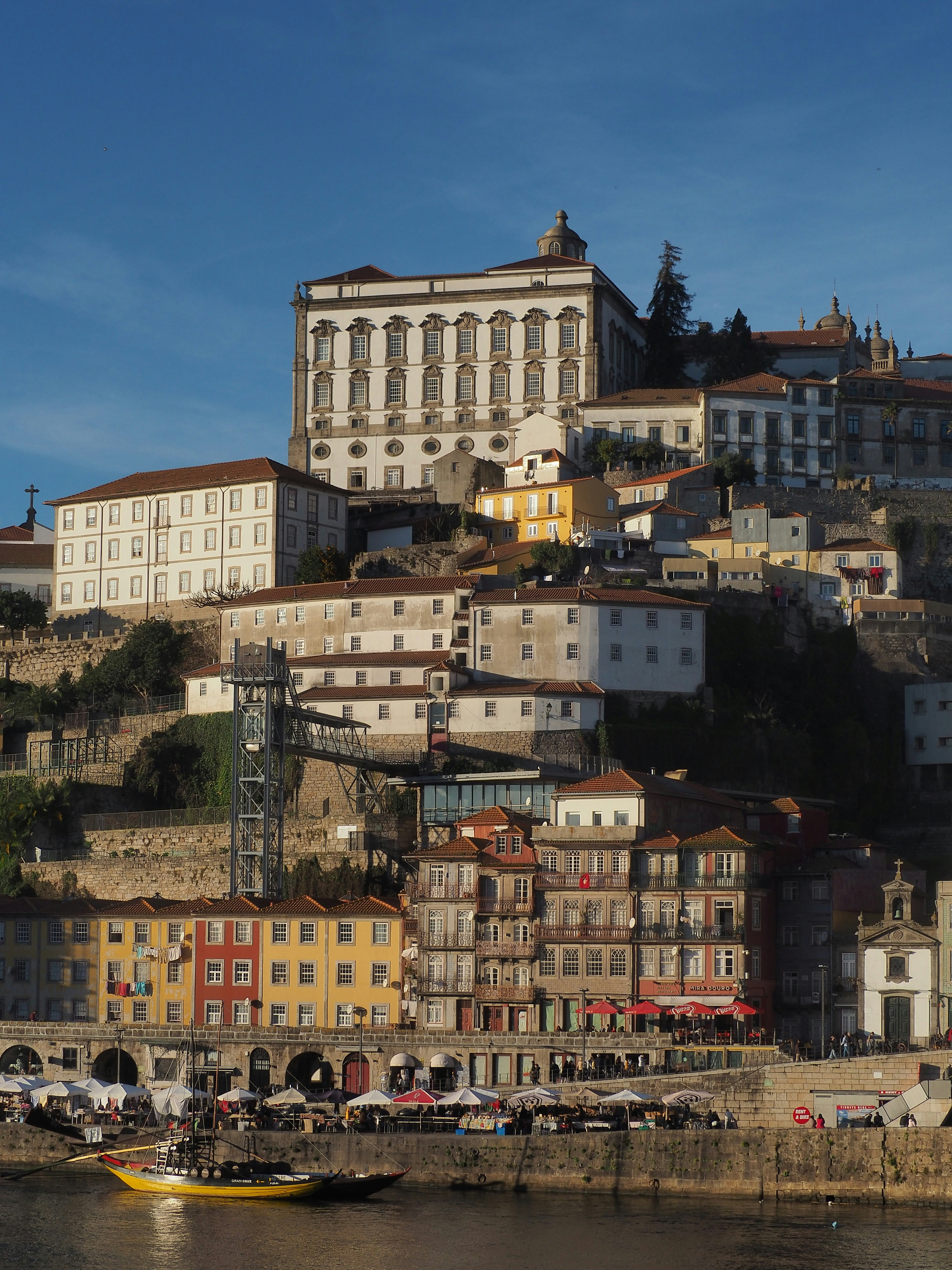 Photo by rockwell_branding_agency