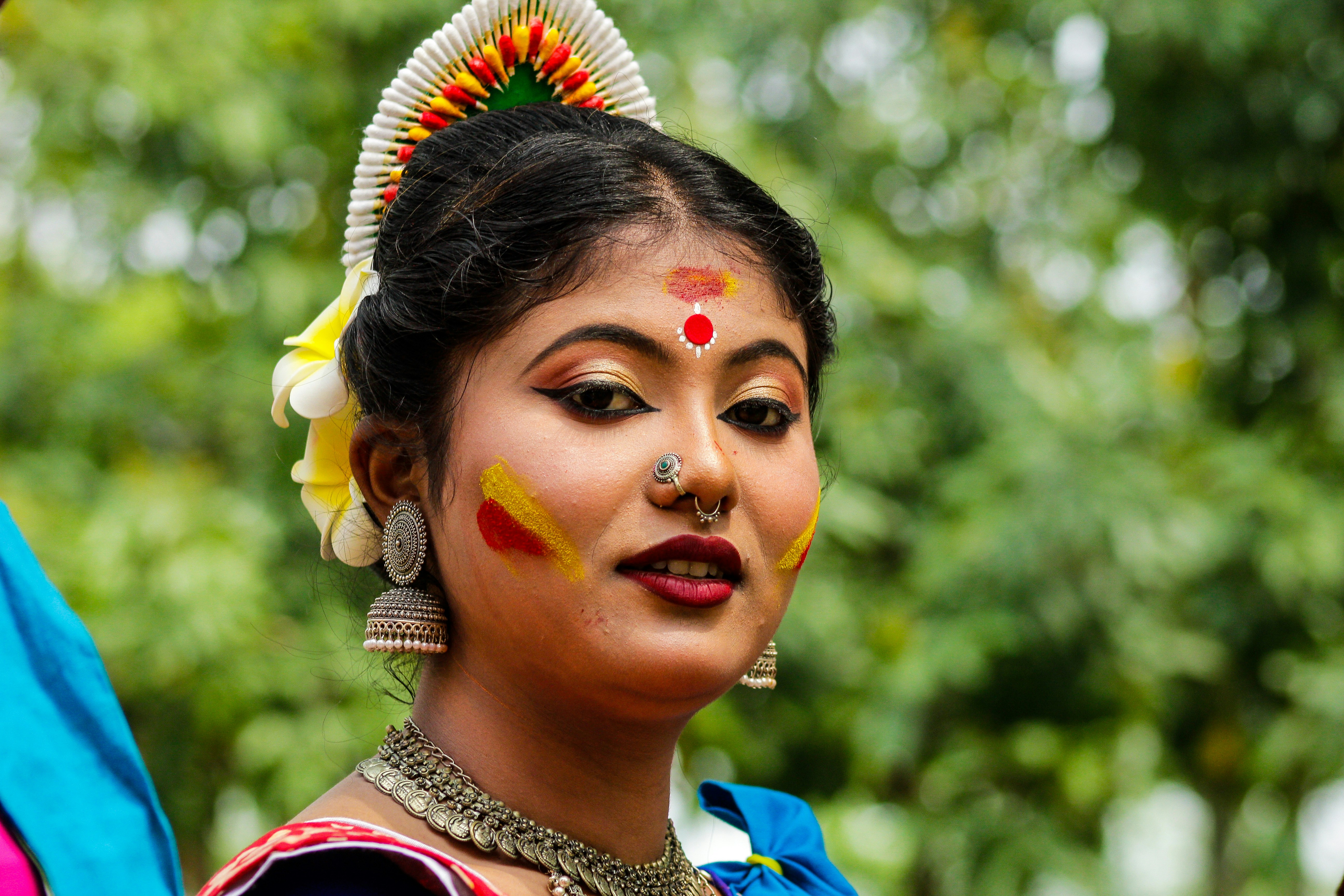 Traditional Girl Pictures | Download Free Images on Unsplash