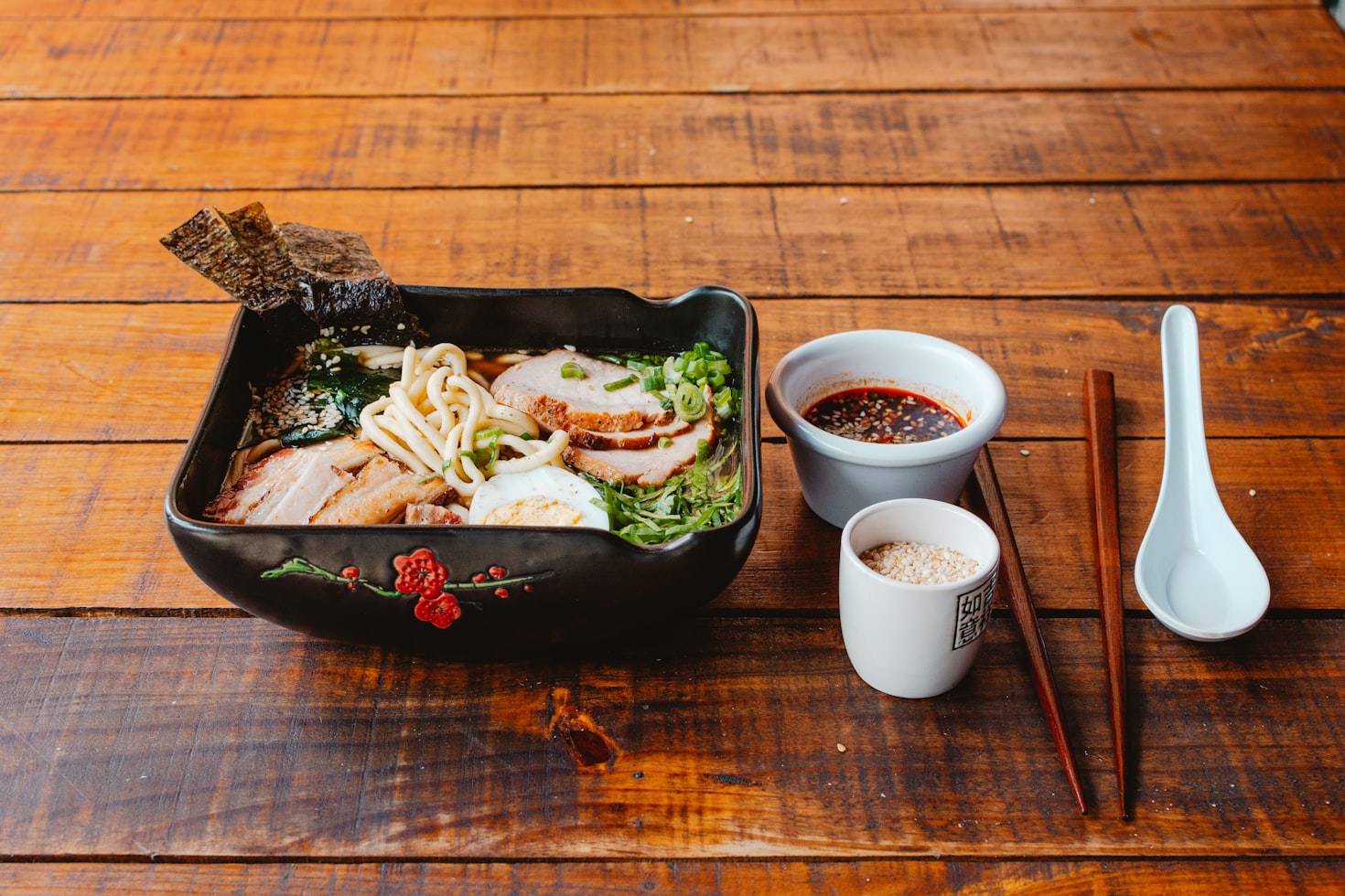 Assorted fresh lunch bowls