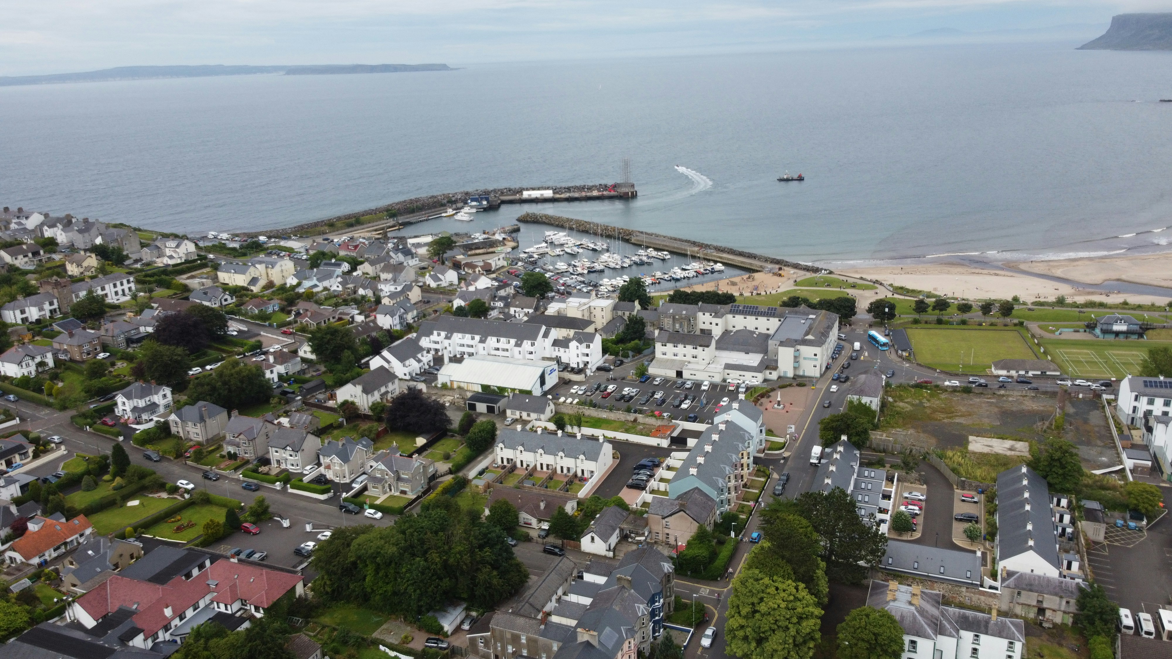 Photo by geoffreymoffett