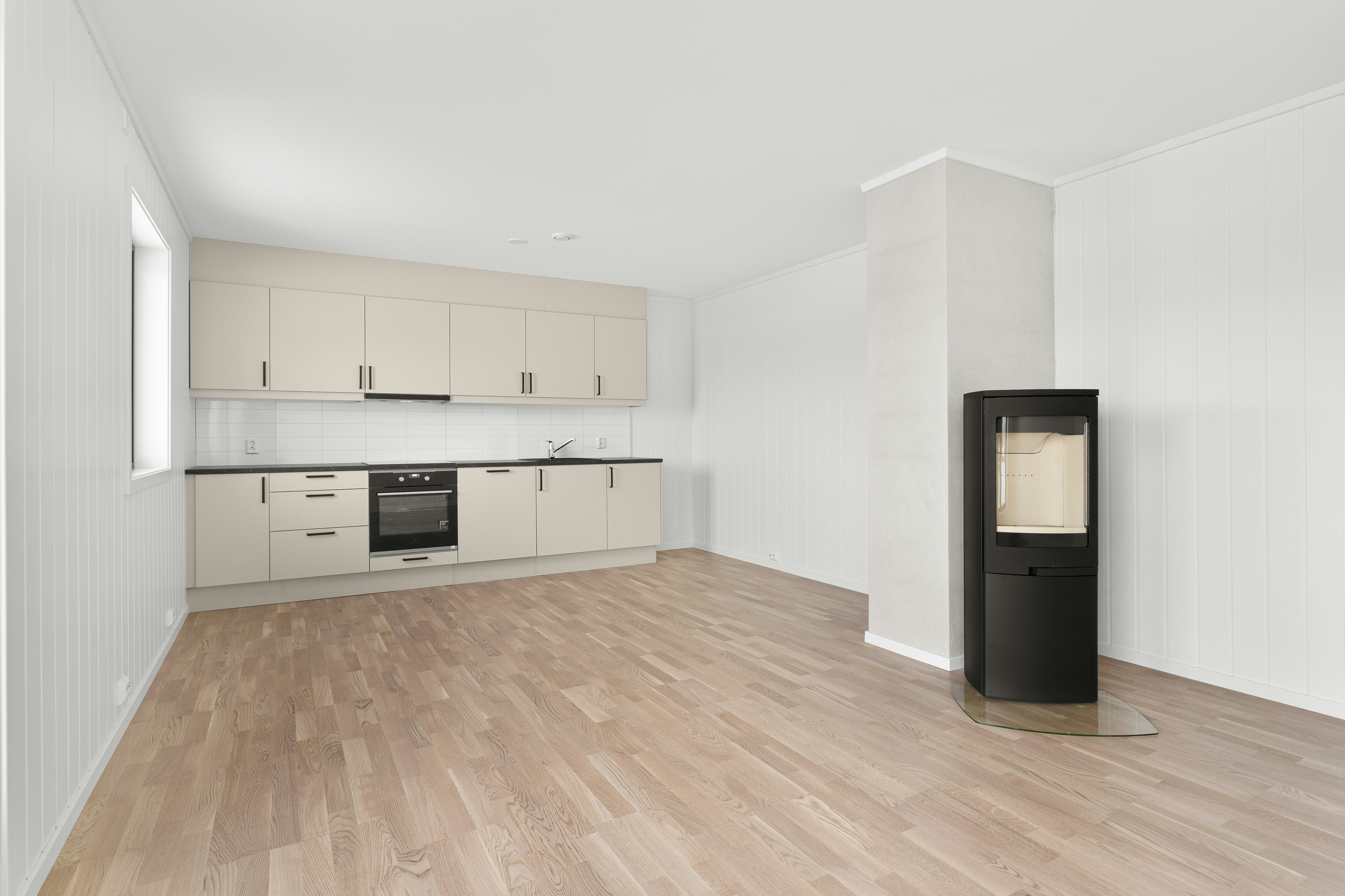 An empty kitchen and living room in a house photo – Free Interior design  Image on Unsplash, image size:3000x2000