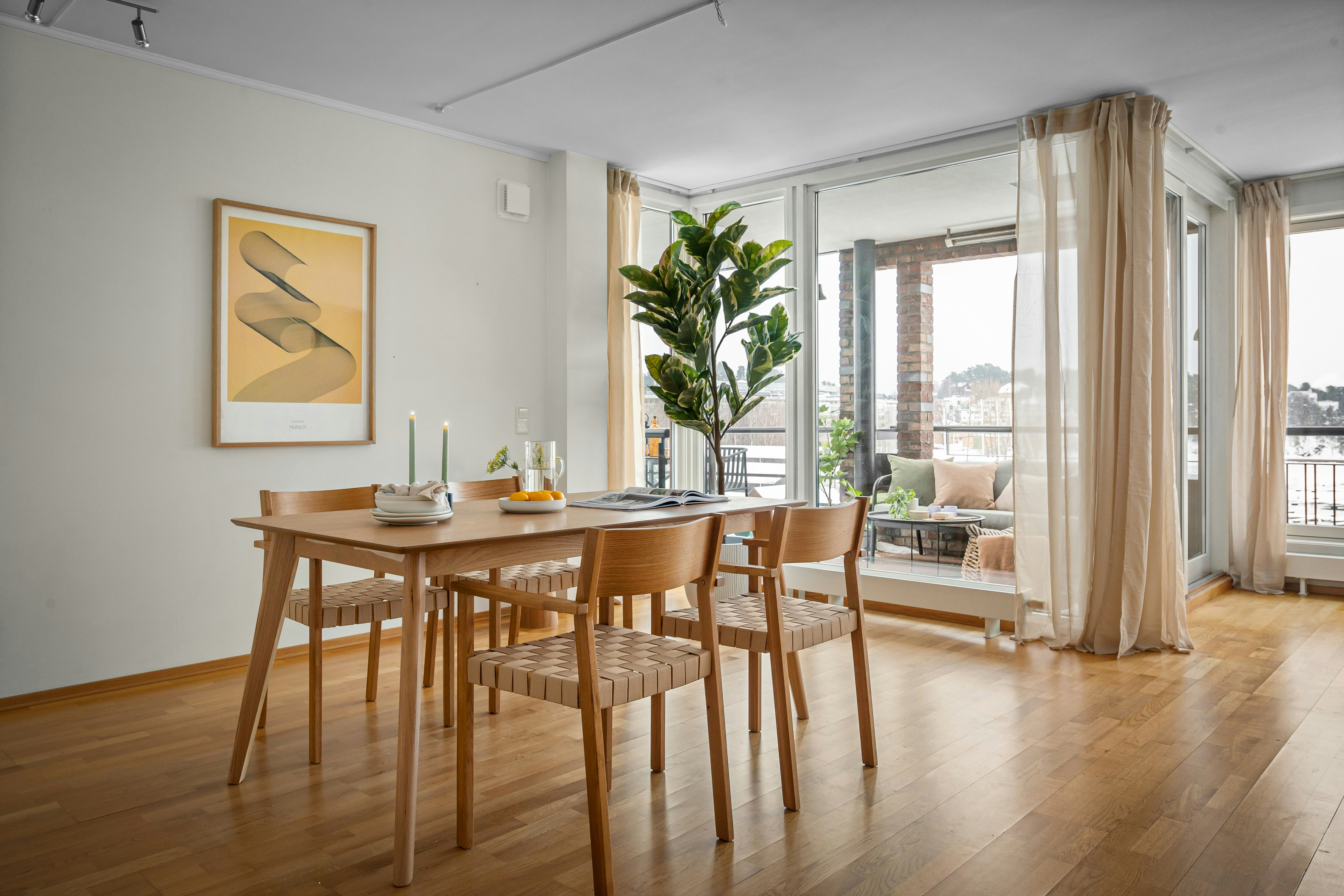 어린이가 자주 넘어지는 이유는 무었일까요?