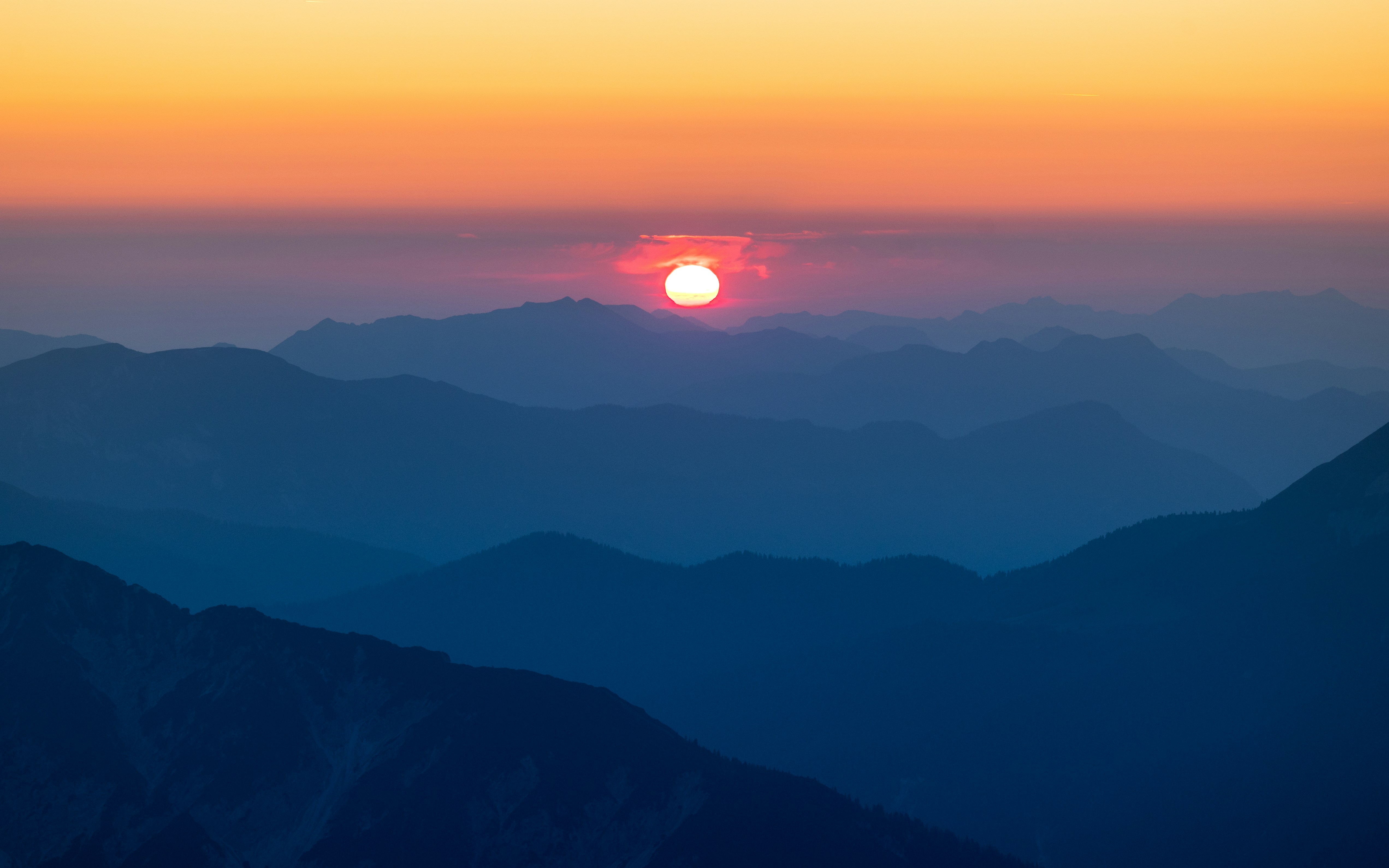 Photo by marekpiwnicki