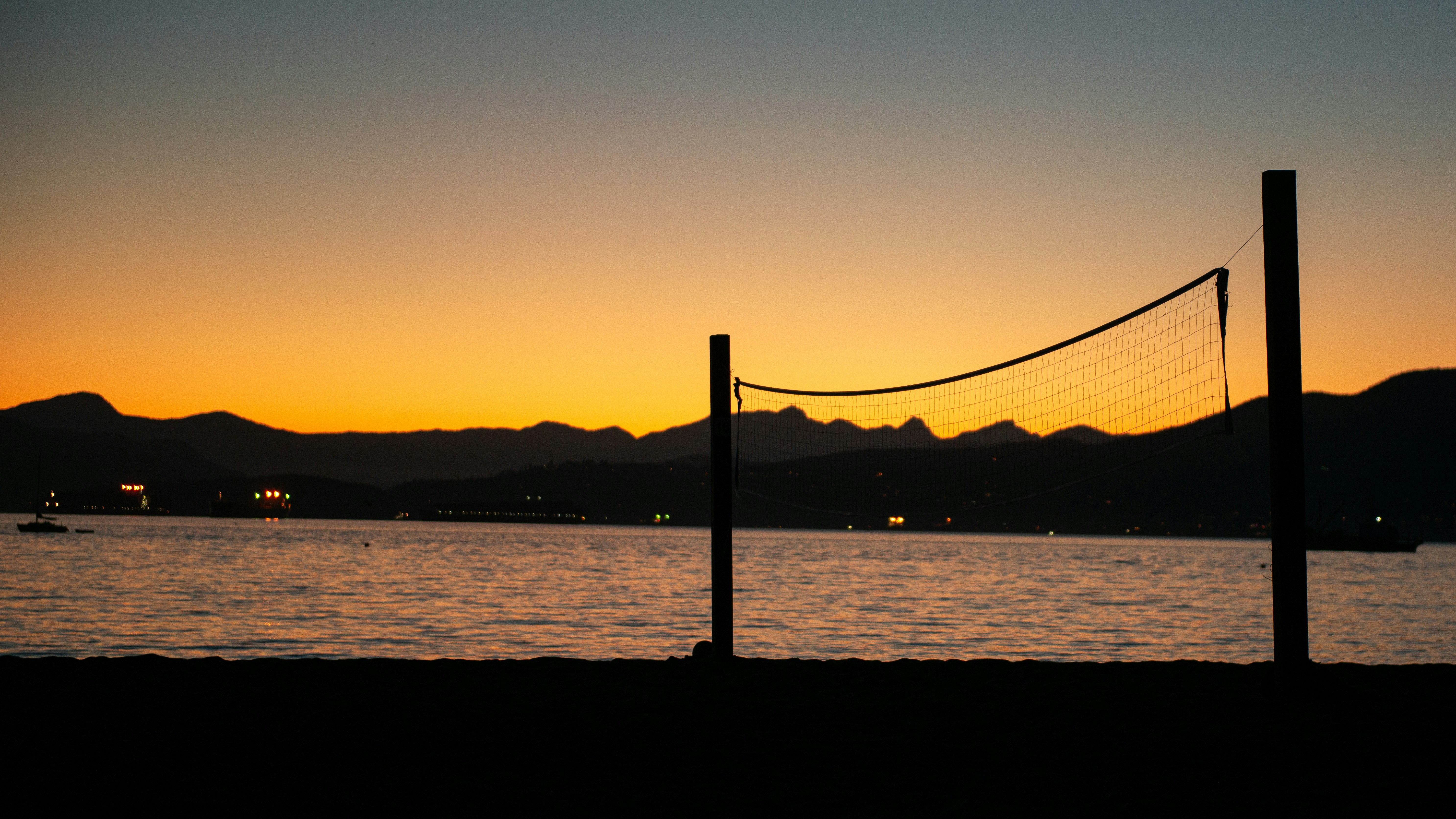 Field Kits for Mobile Creators: A 2026 Hands‑On Roundup and Buying Guide