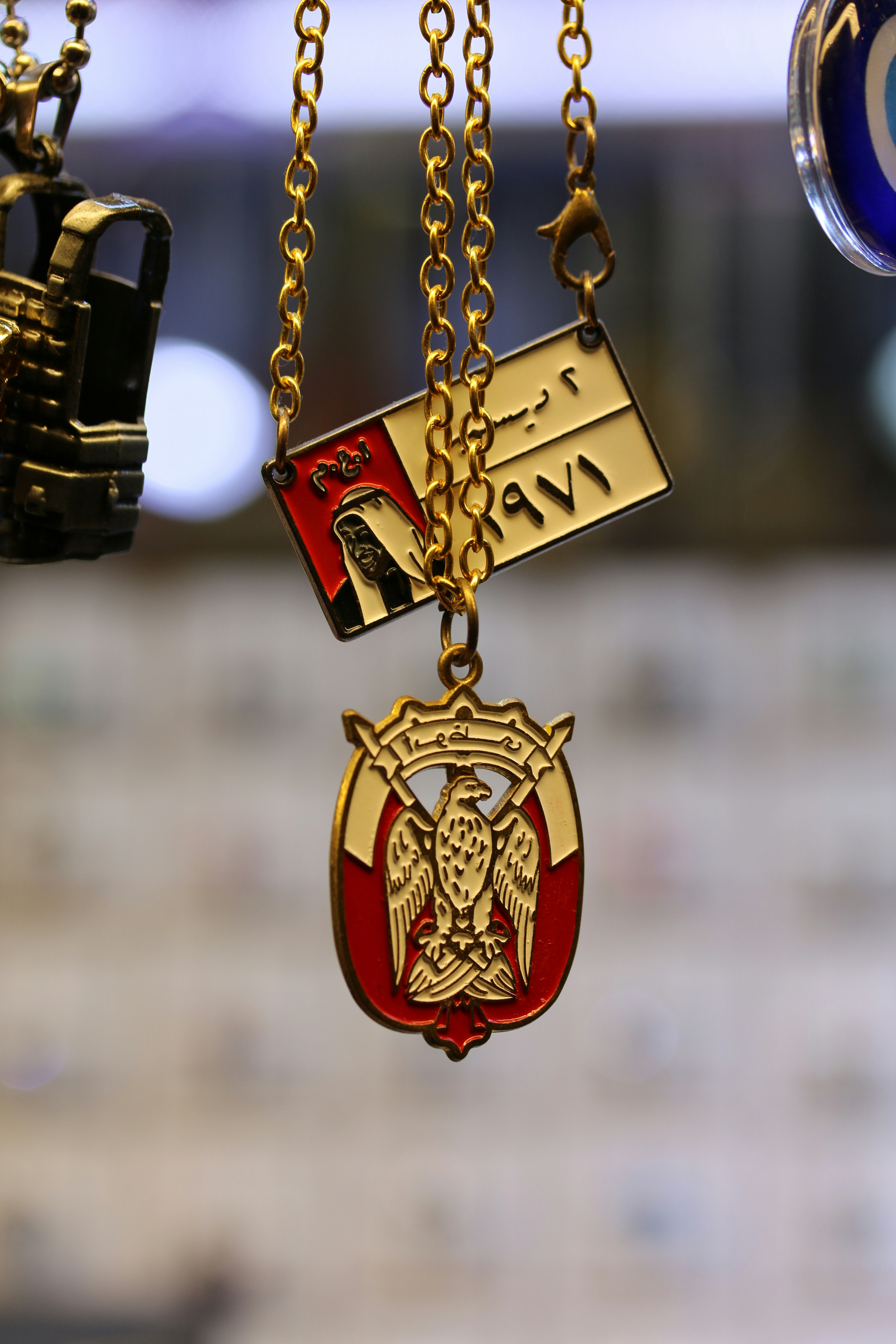 A close up of a number of items on a chain