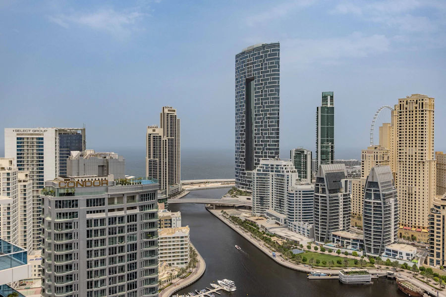 Binghatti · Mercedes-Benz Places