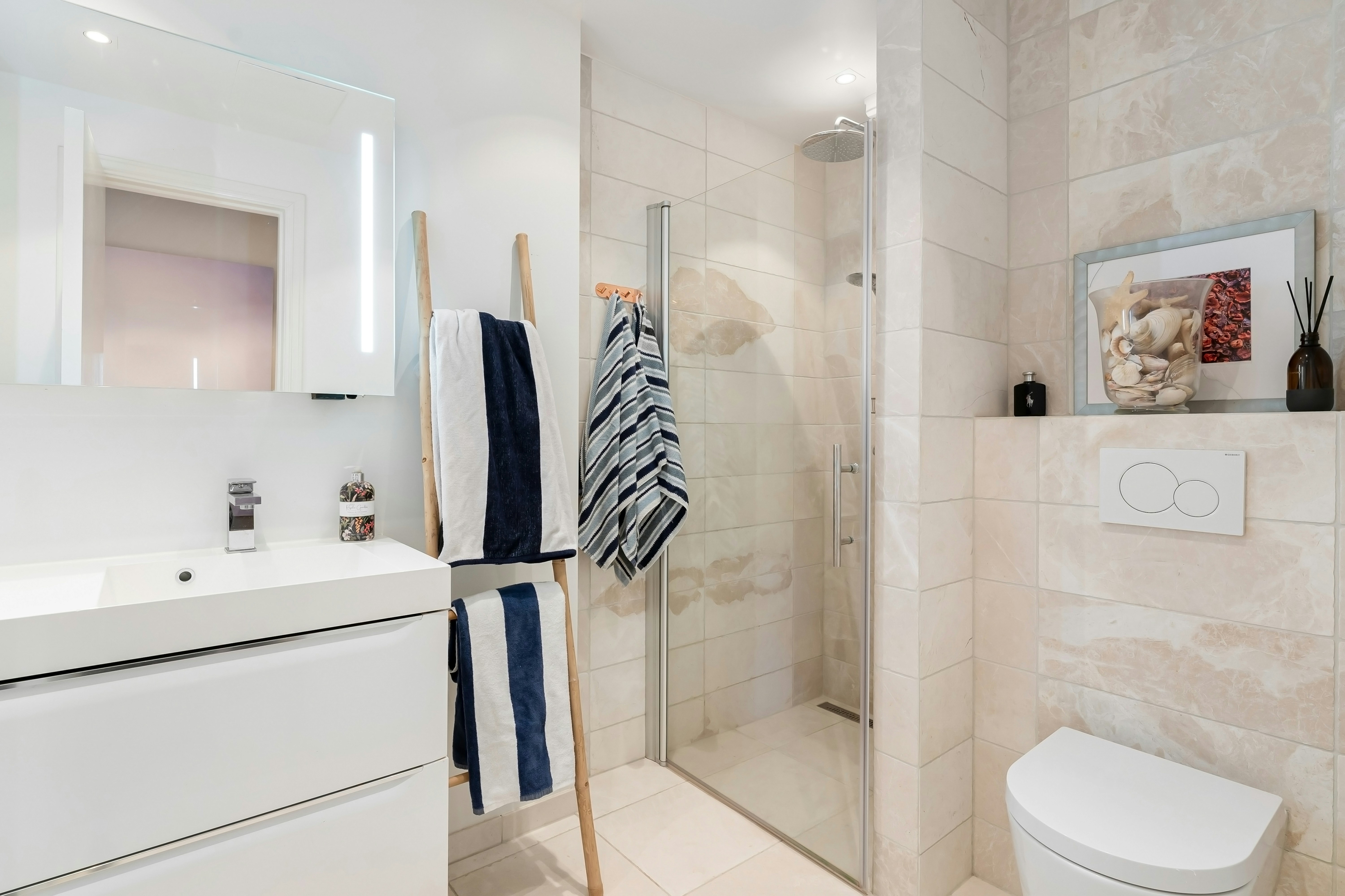 Photo by alextyson195