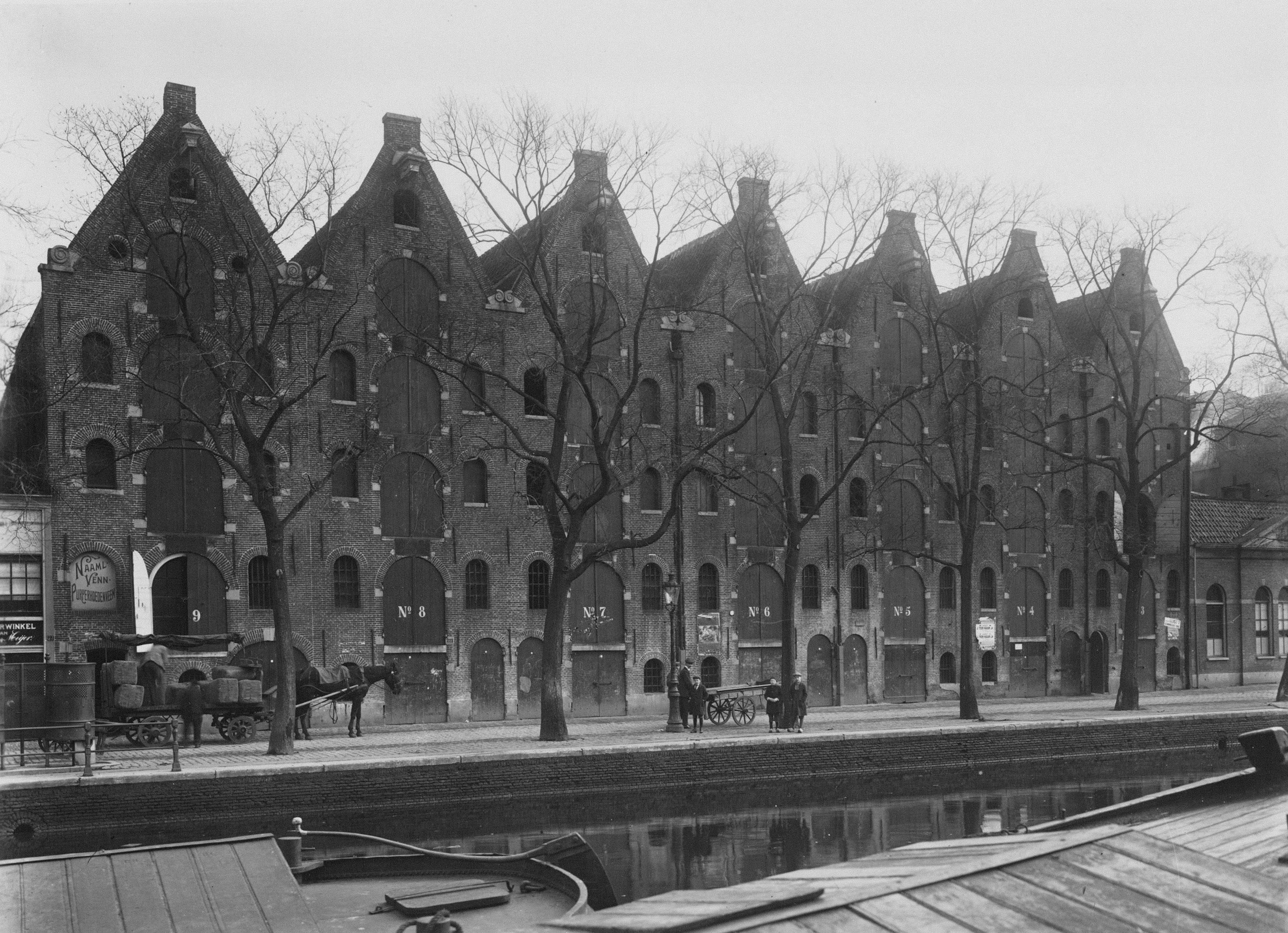Photo by amsterdamcityarchives