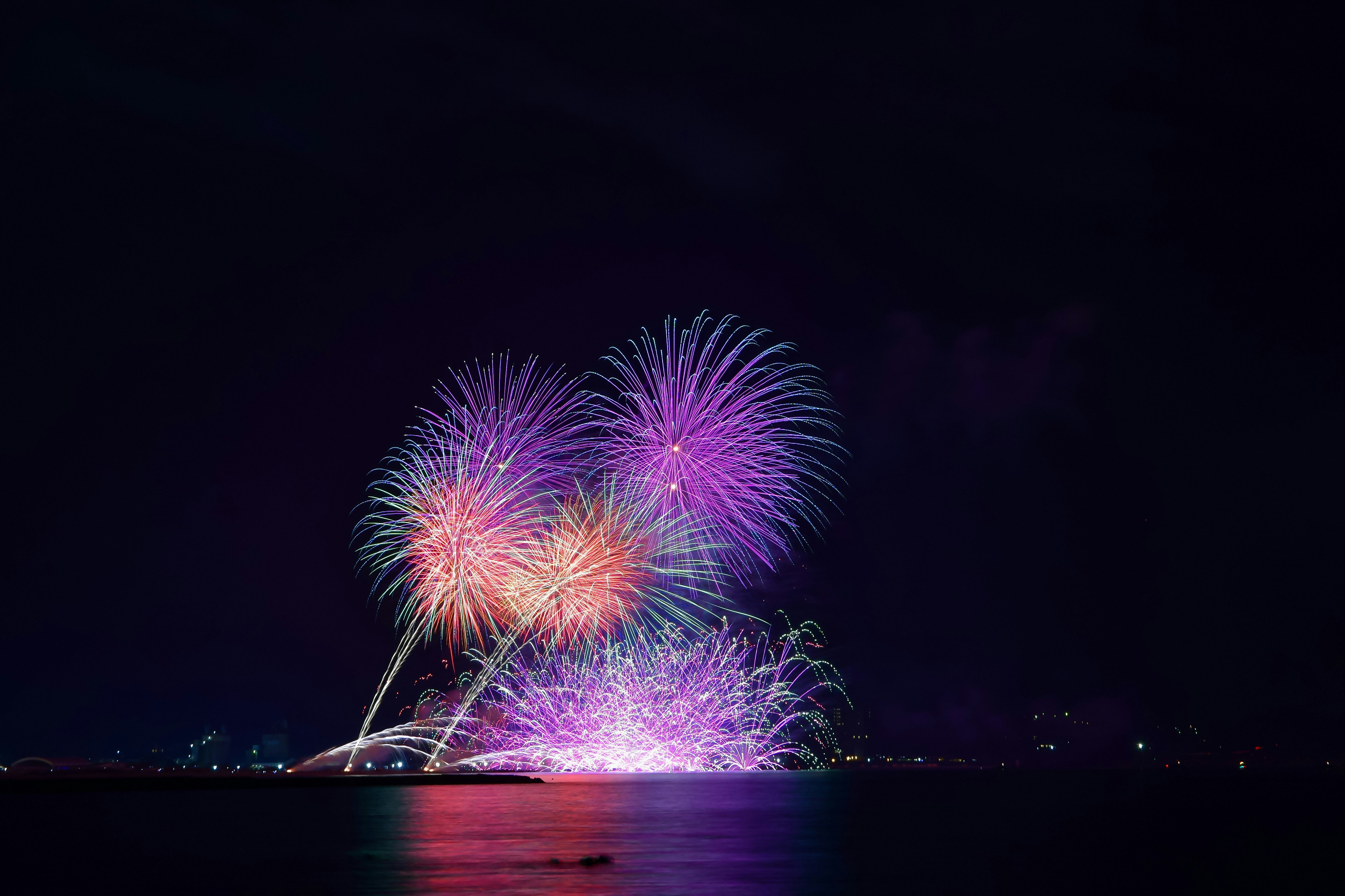 探索世界各地的精彩：节日日历，你的文化发现之旅！