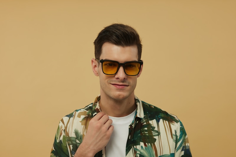 Sunglasses street vibe