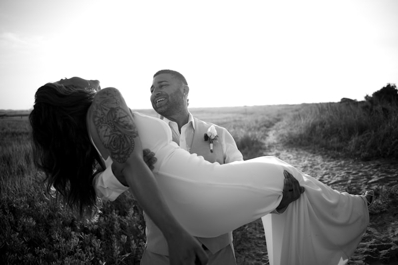 Elopement couple in scenic landscape