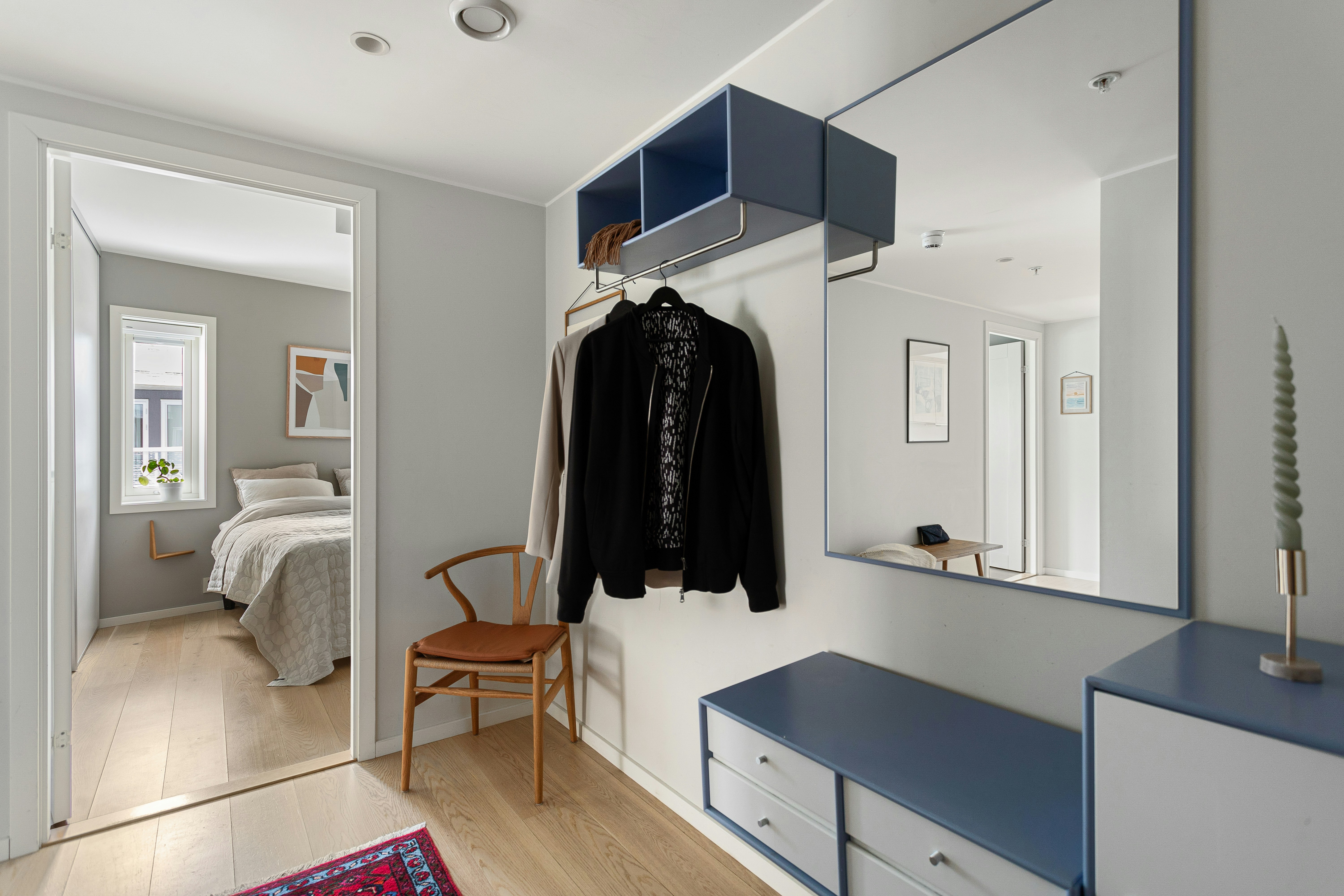modern navy closet interior, wallpaper, Dark Blue Walk-in Closet for Small Spaces: Expert Design Guide 6