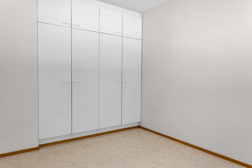 Встроенные фасады в нише