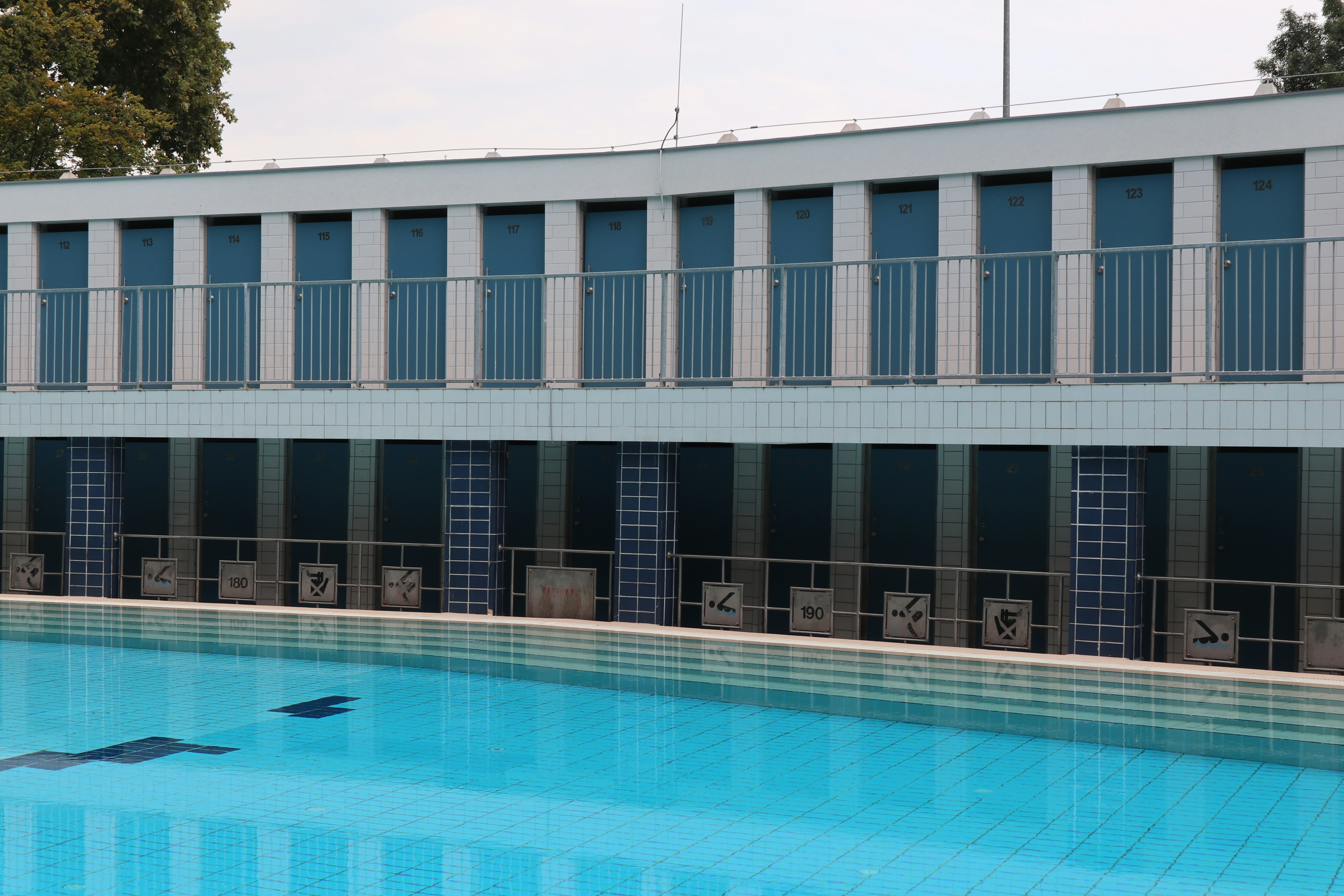 Photo by balint_miko