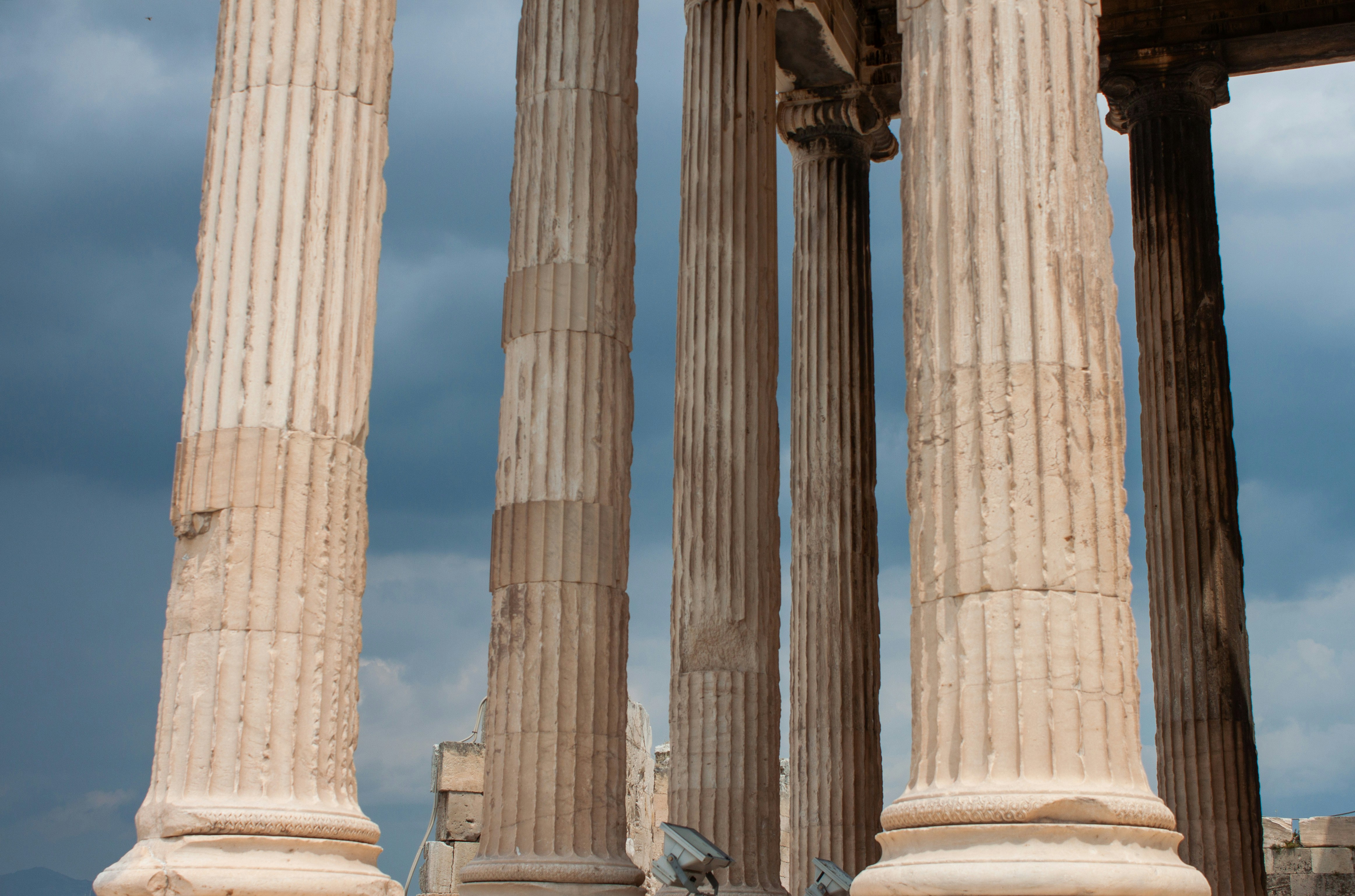 A group of large pillars sitting next to each other