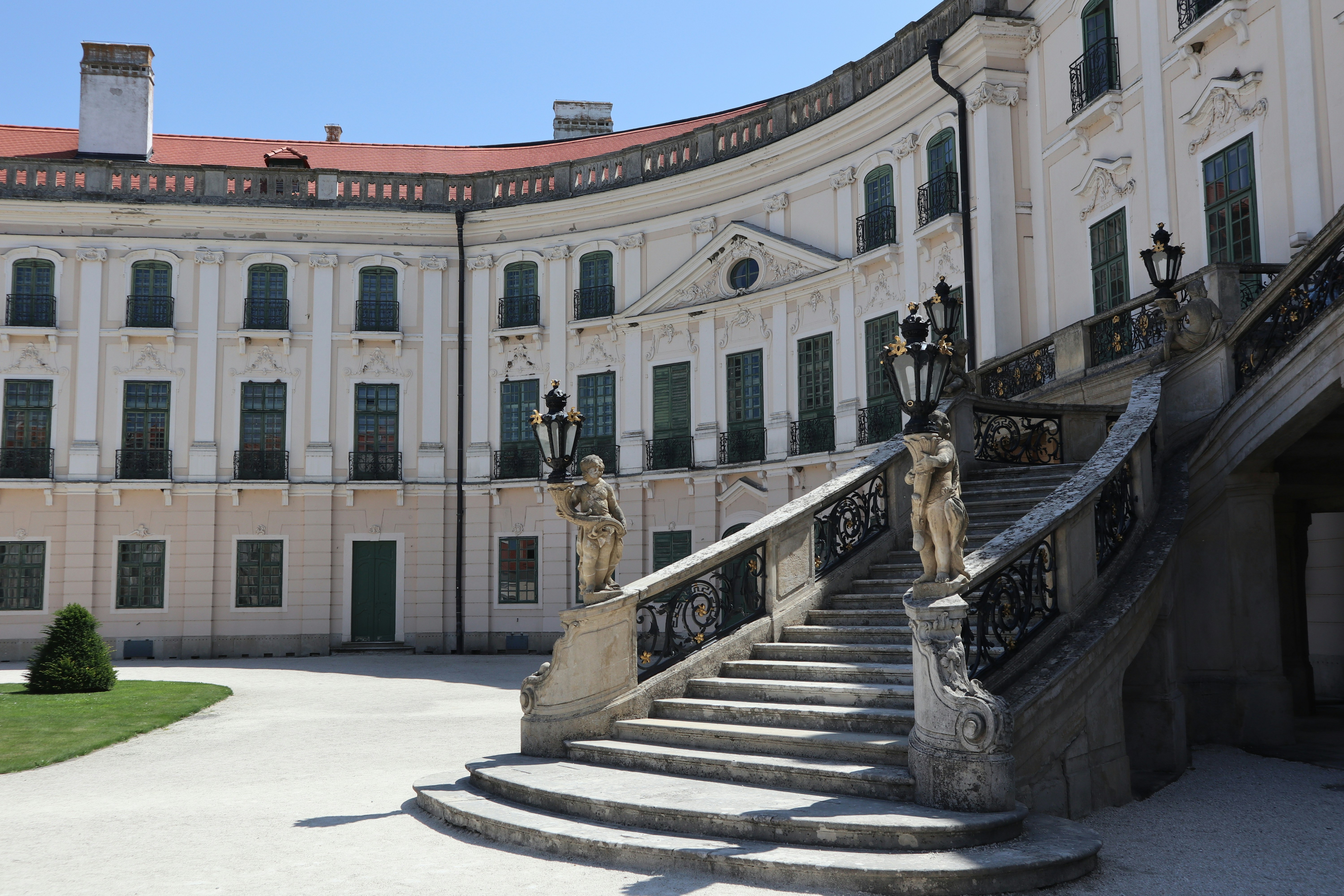A large building with a lot of windows and stairs