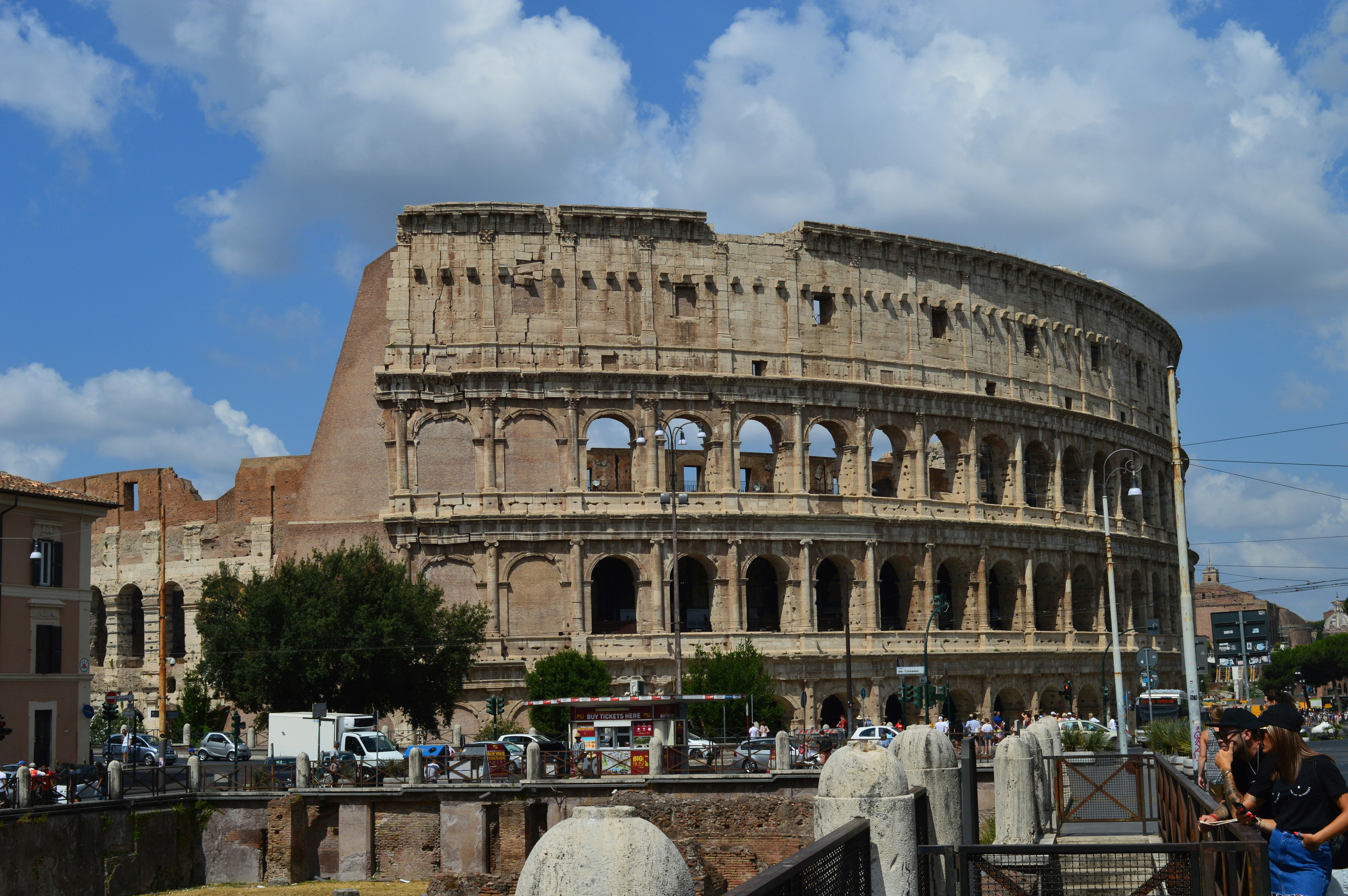 Rome's Trevi Fountain Now Charges €2 Fee for Visitors
