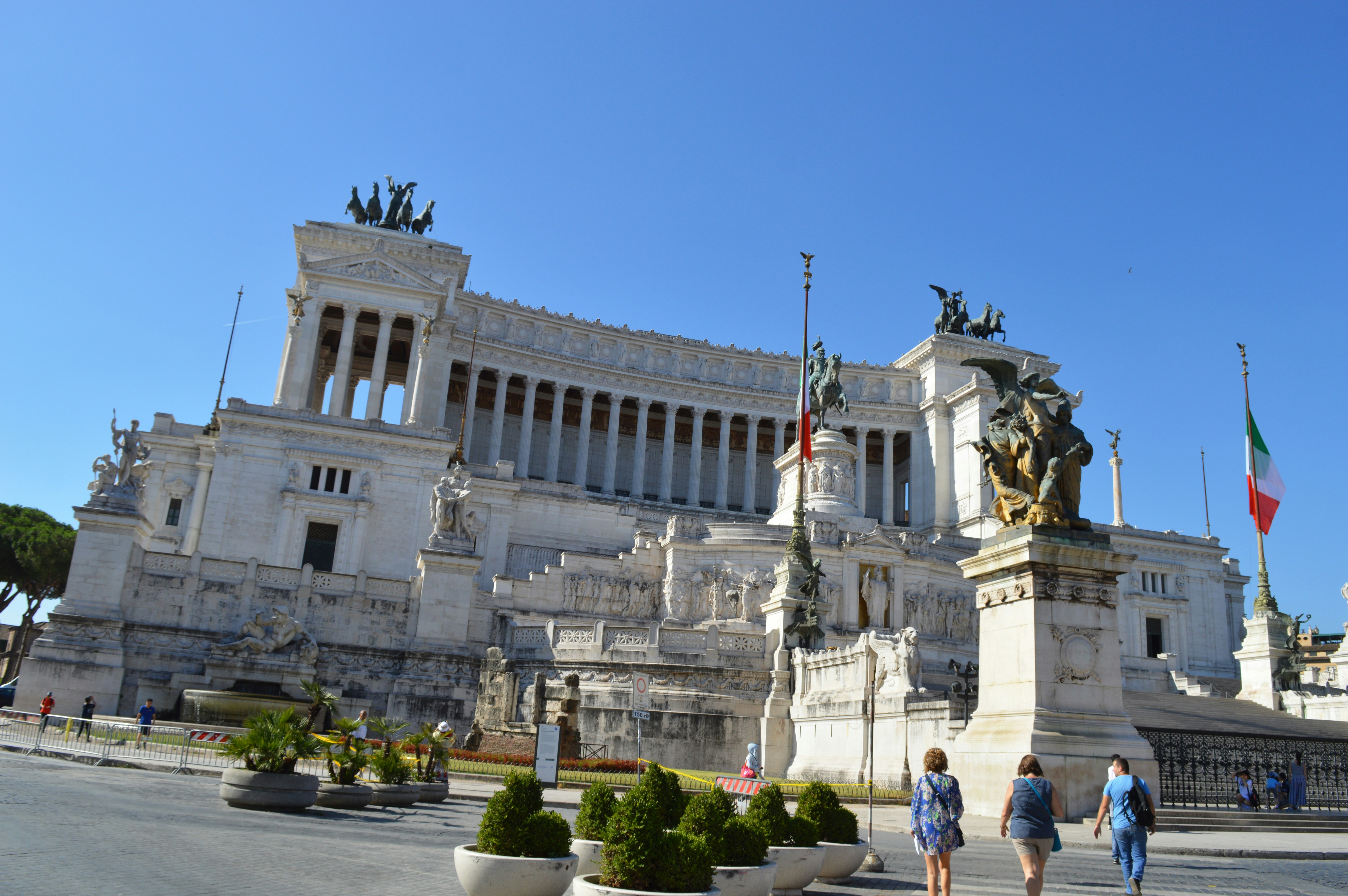 Photo by joshimilestoner