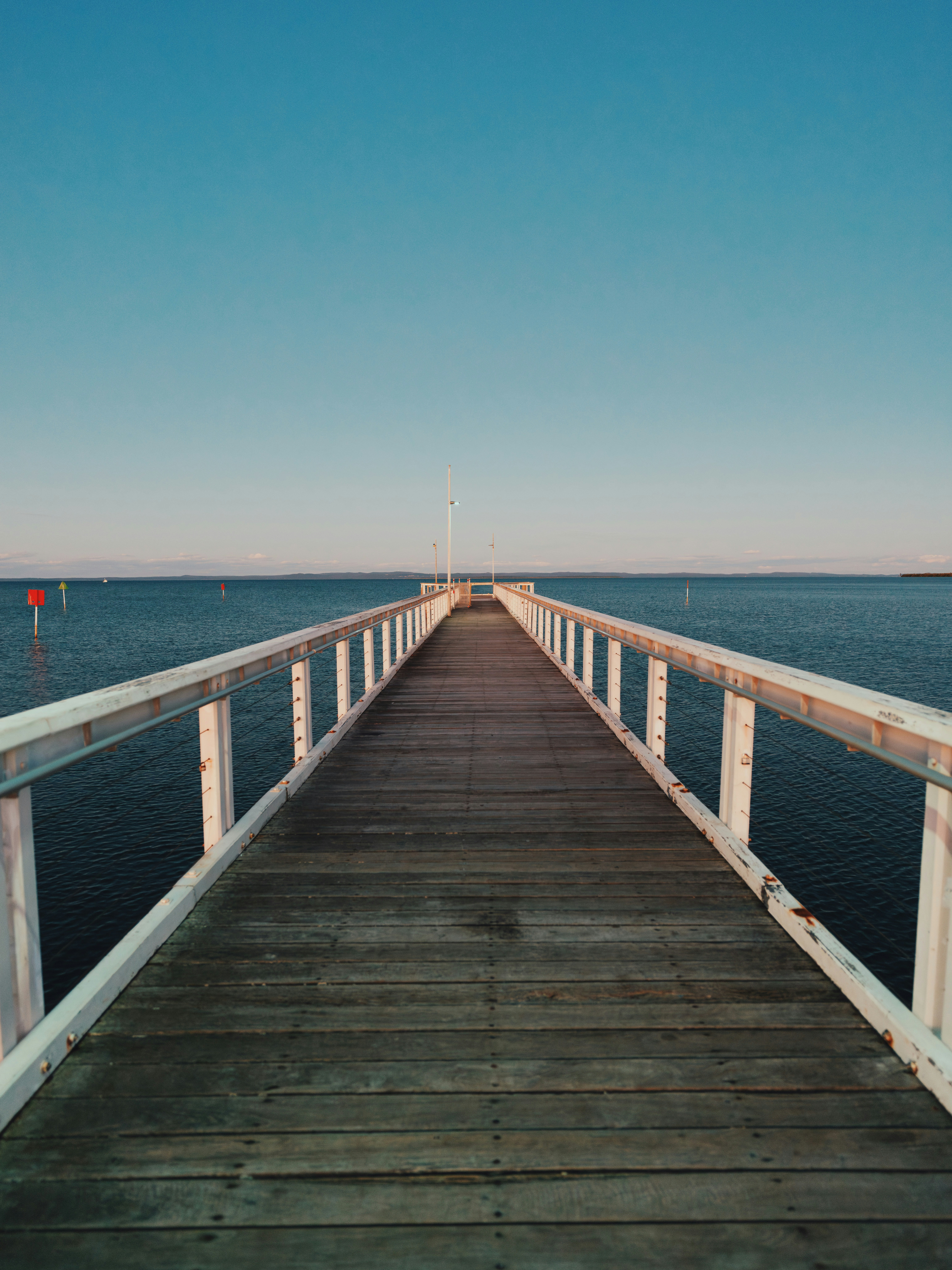 Photo by sebastianluo