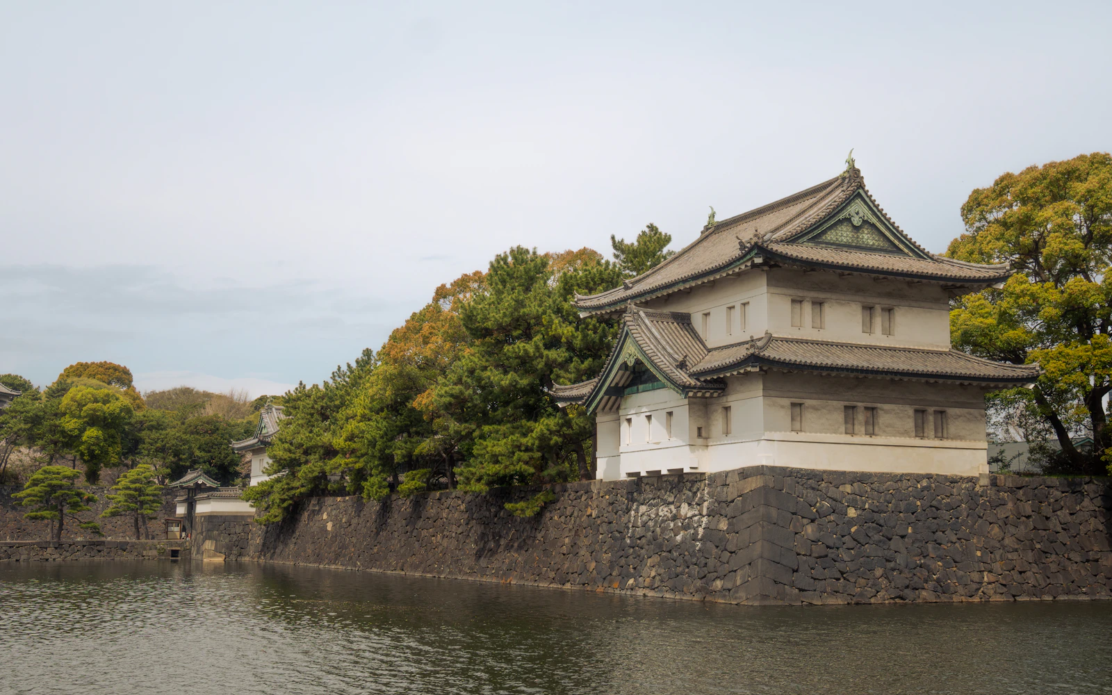 Palace Hotel Tokyo: Two Michelin Stars Above the Palace Moat