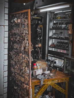 A room filled with lots of different items