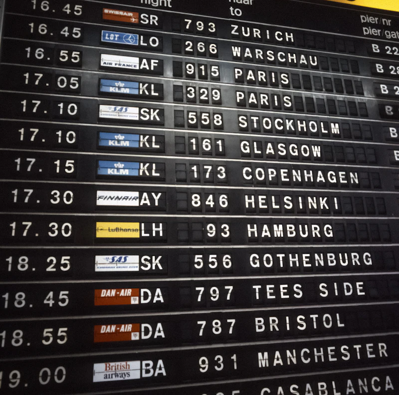 First Contact With Flight Delays