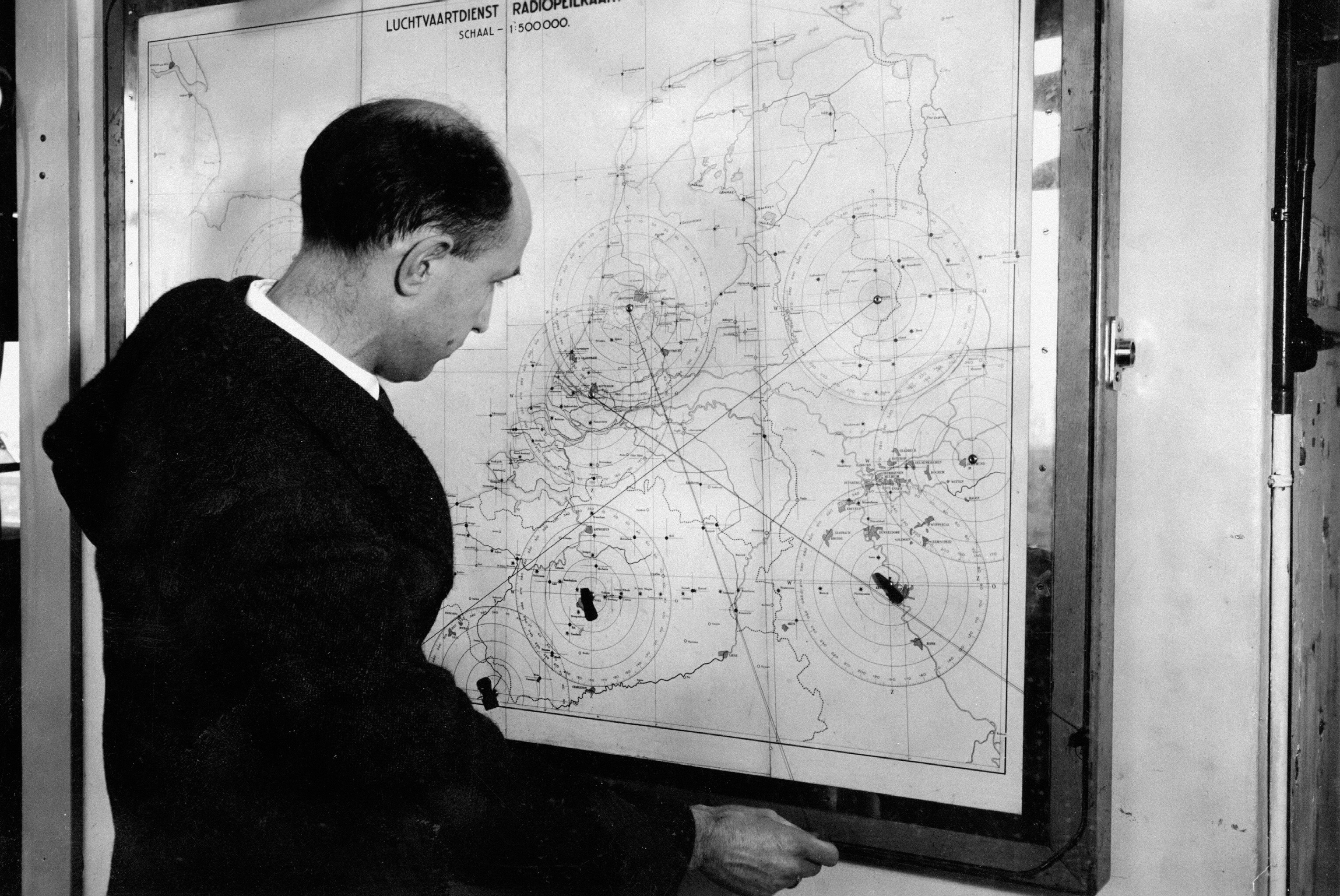 When Seeing Is Not Believing: The Unresolved Debate Over What Particle Tracks Actually Mean