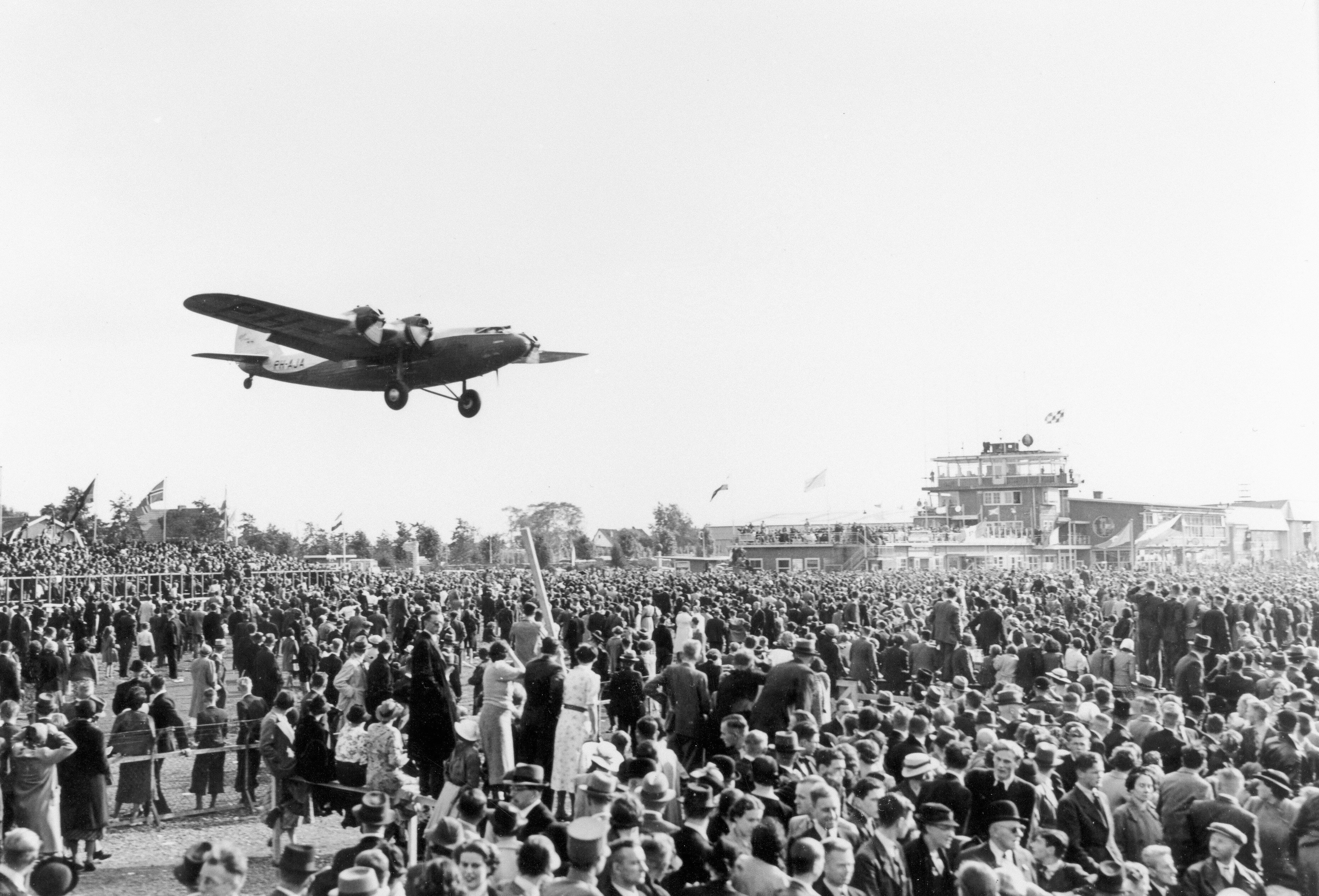 Photo by amsterdamcityarchives