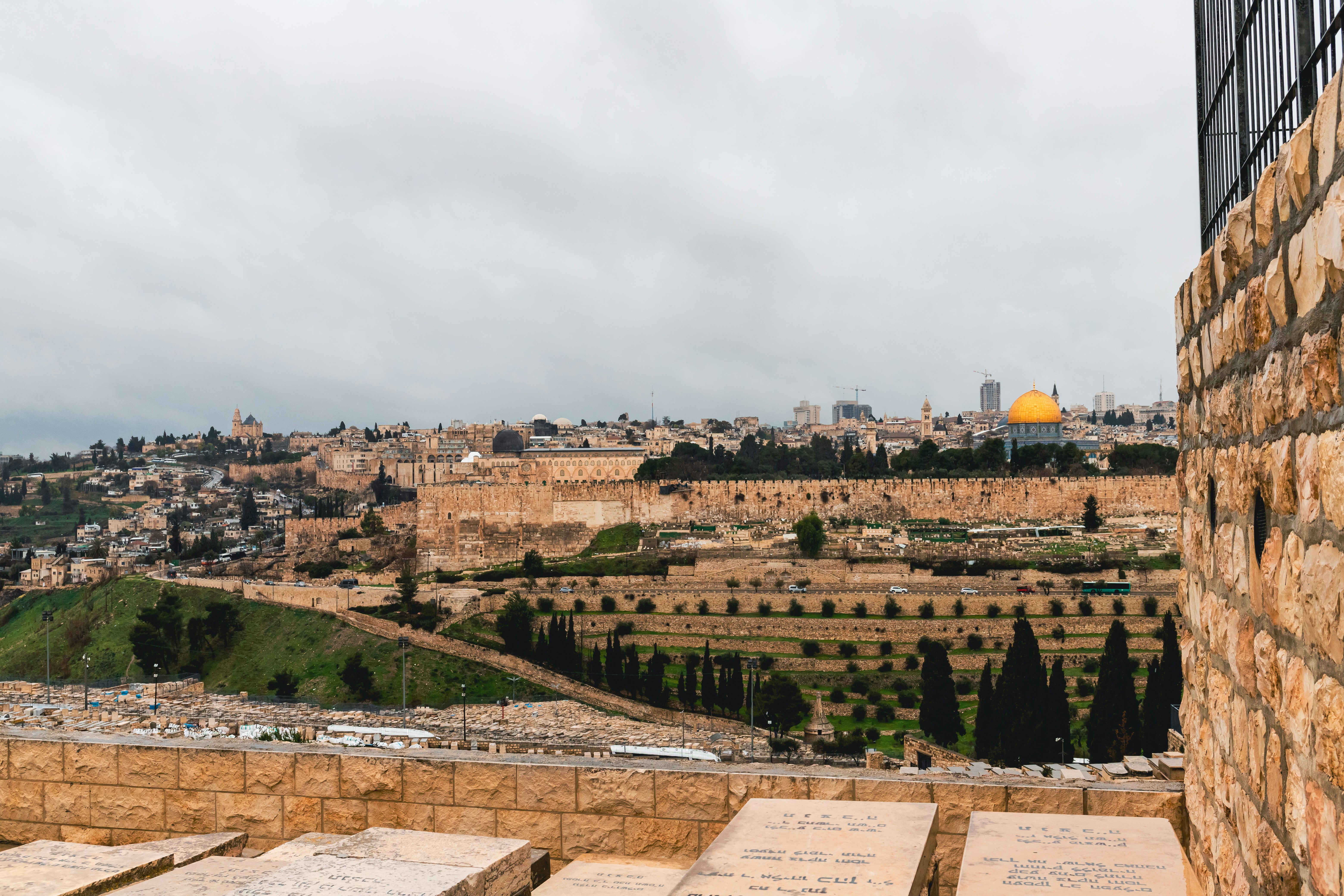 Israel Travel Guide: The Holy Land Experience 2026.