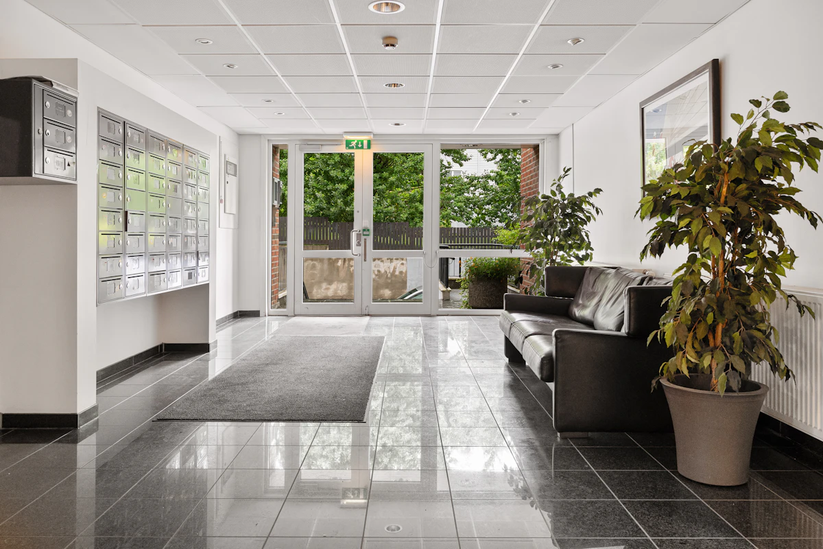 Modern interior design business website example