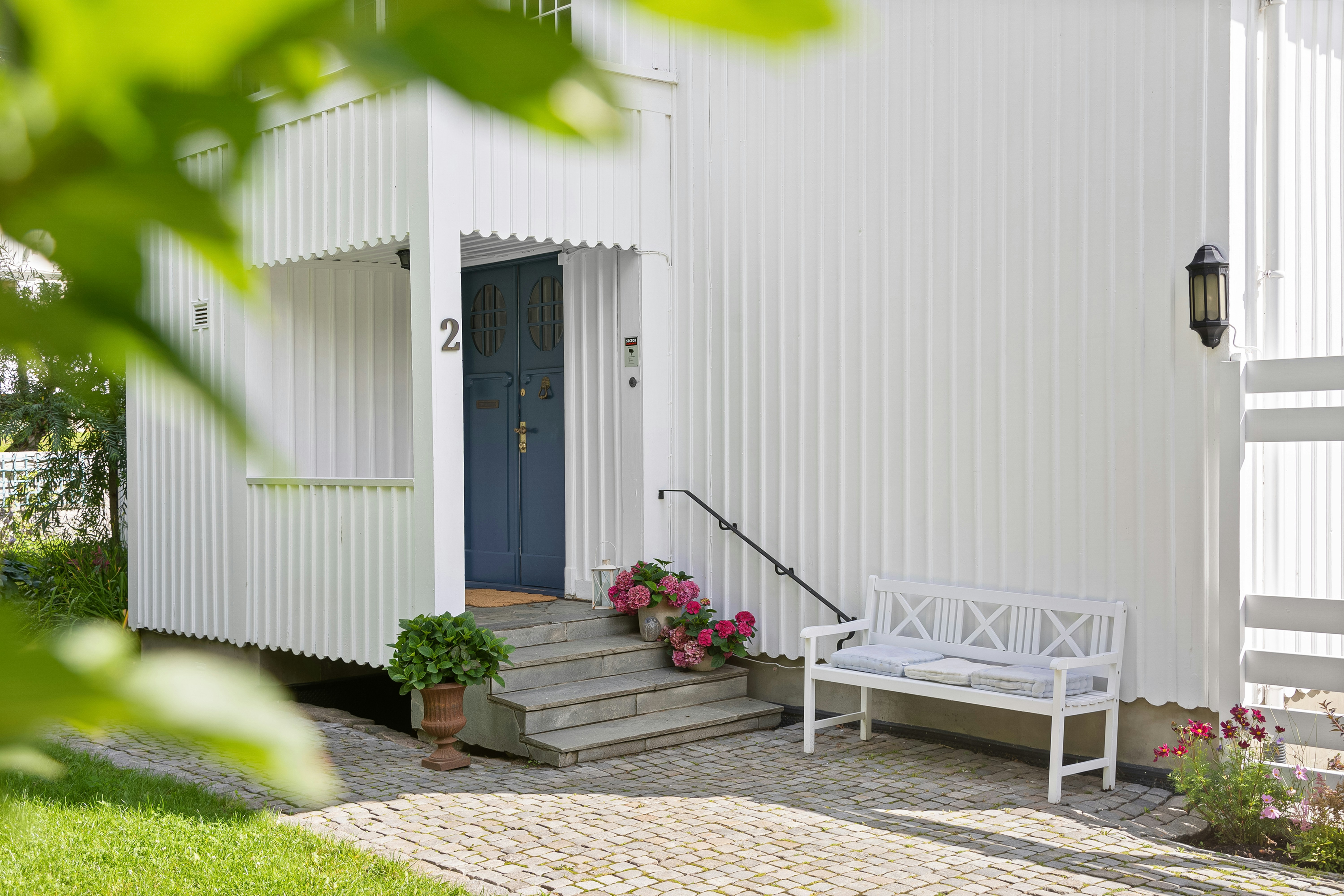 Summer House Detox Center exterior or a welcoming interior space - how long does alcohol detox take