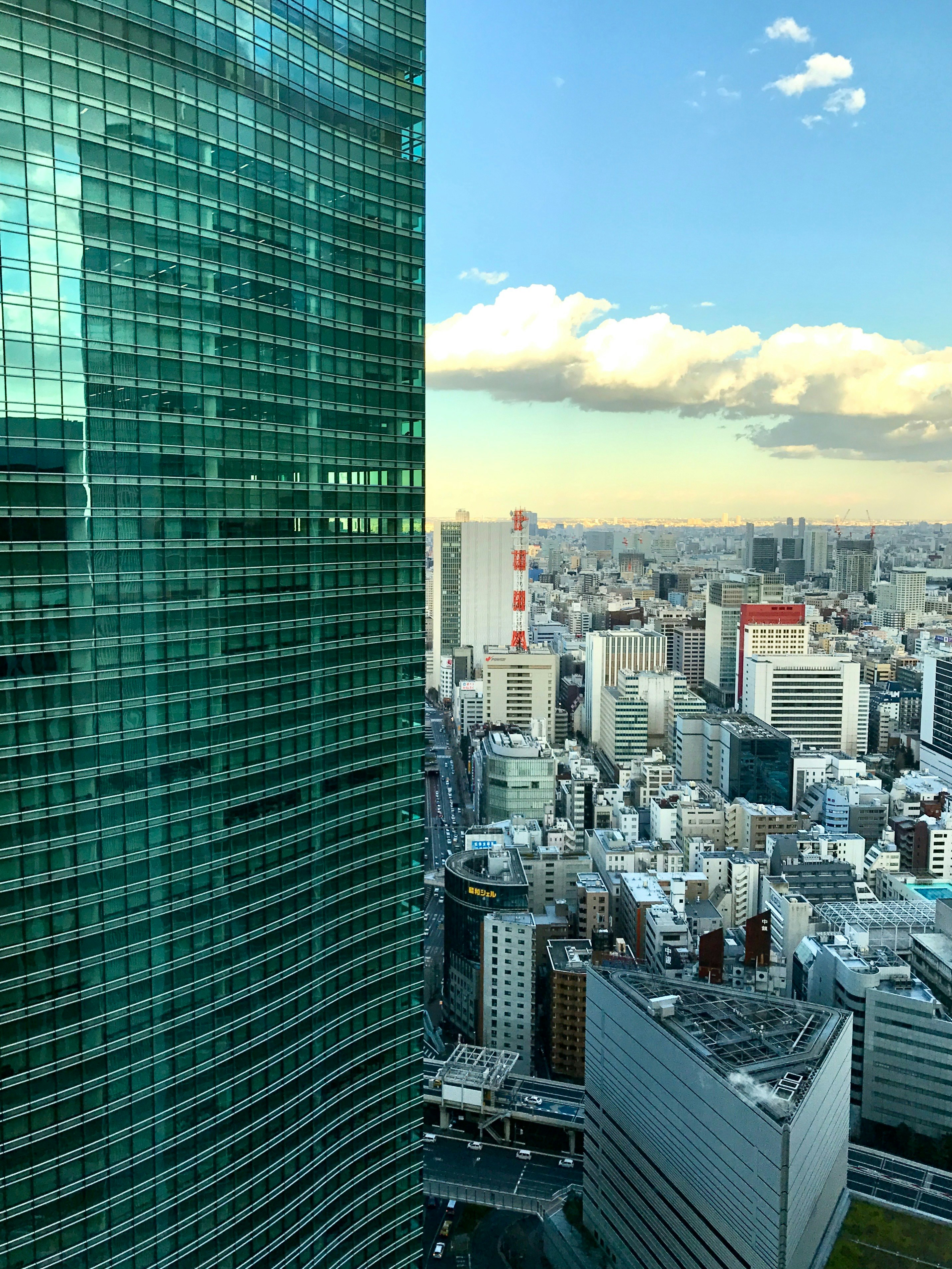 Photo by maximilian_brand