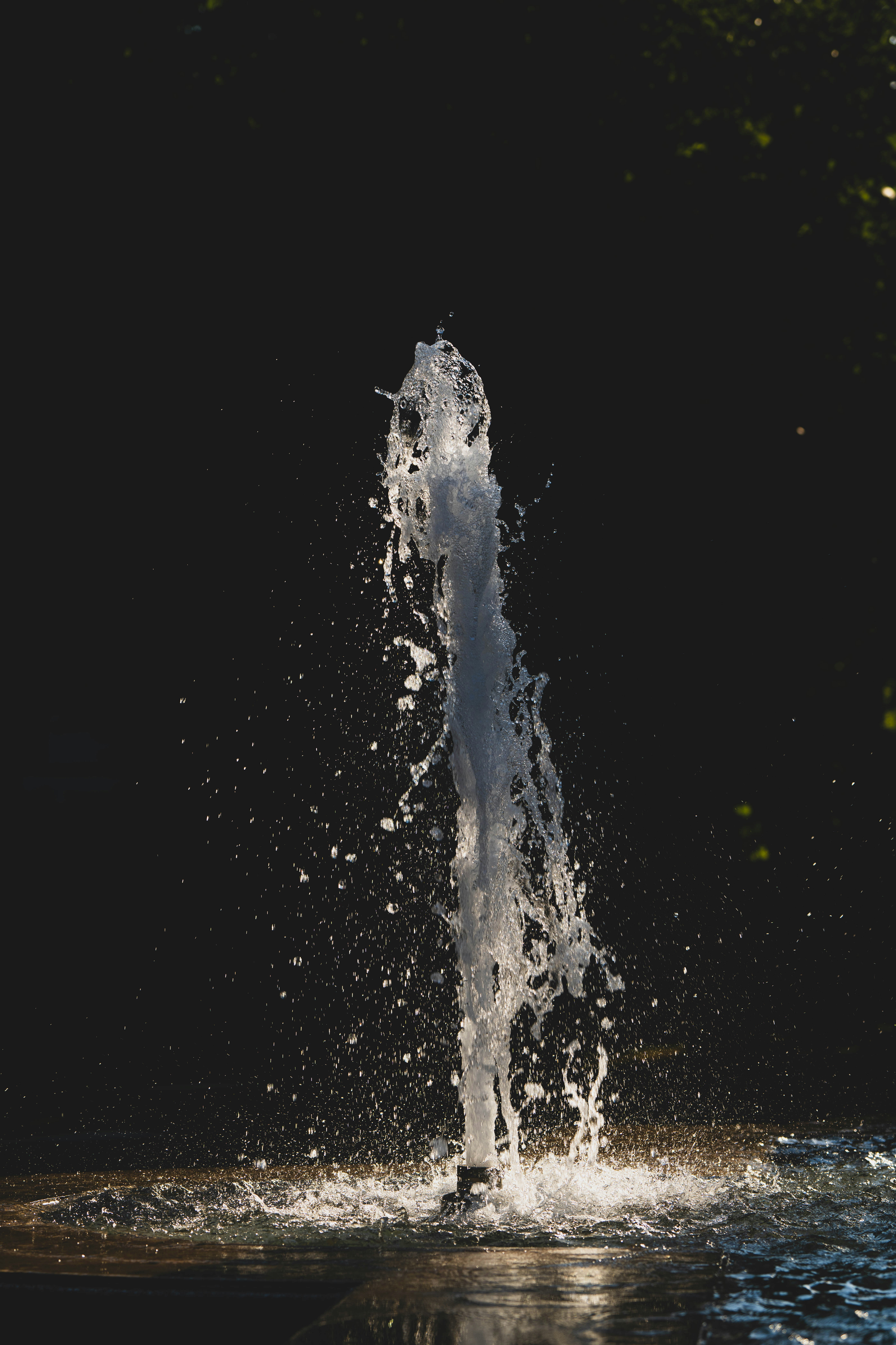 A water fountain spewing out water into the air