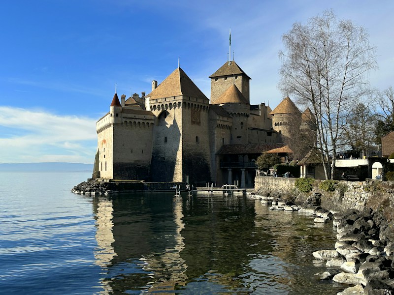 Château de Chillon: Switzerland's Lakeside Fortress