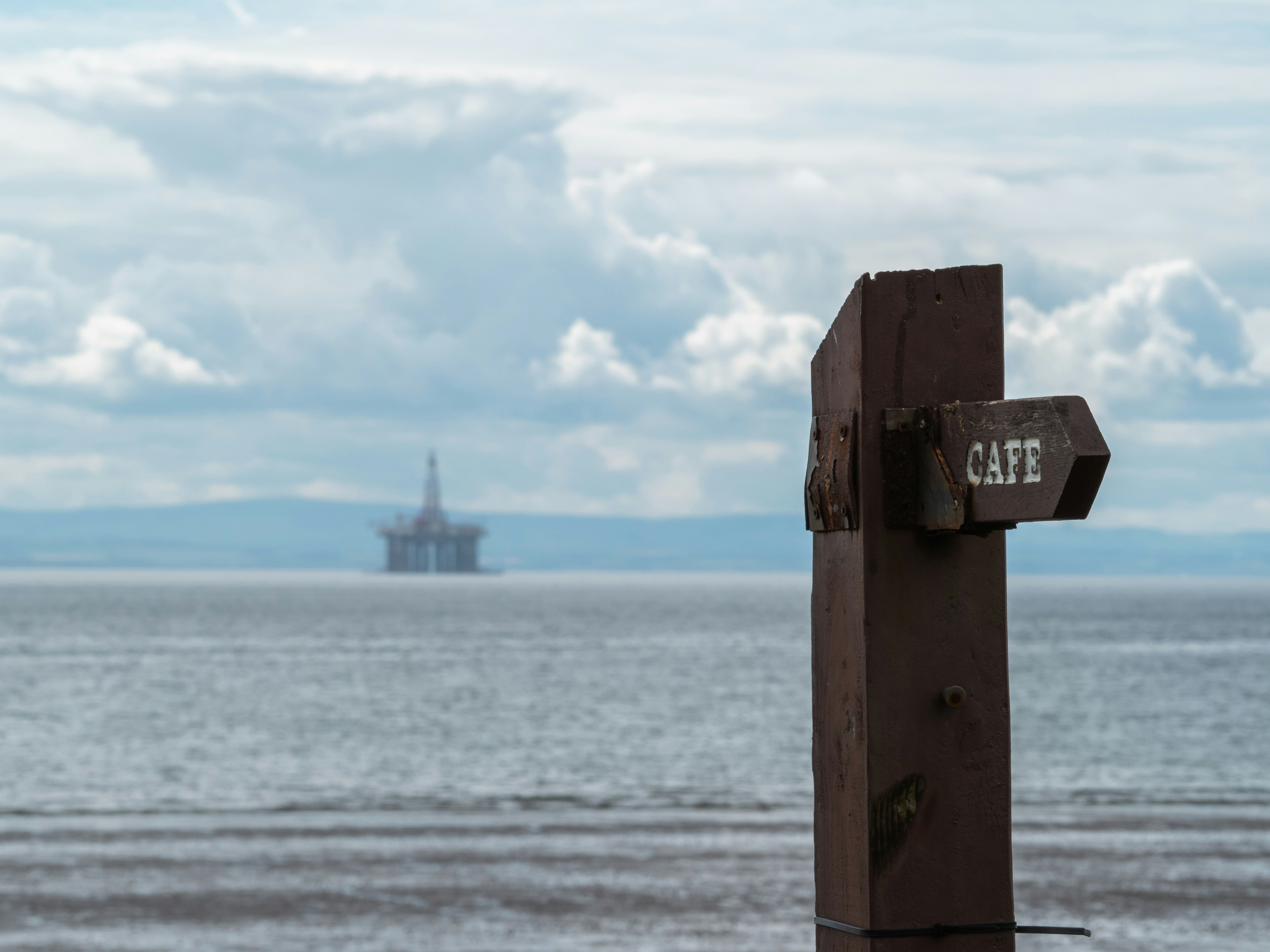 https://images.unsplash.com/photo-1721818388870-5a8dc83e62e4?ixid=M3w2MjYzNjJ8MHwxfHNlYXJjaHw5fHxyZXN0YXVyYW50JTIwaW5kdXN0cnl8ZW58MHwwfHx8MTcyODkyNzA5NXww&ixlib=rb-4.0.3