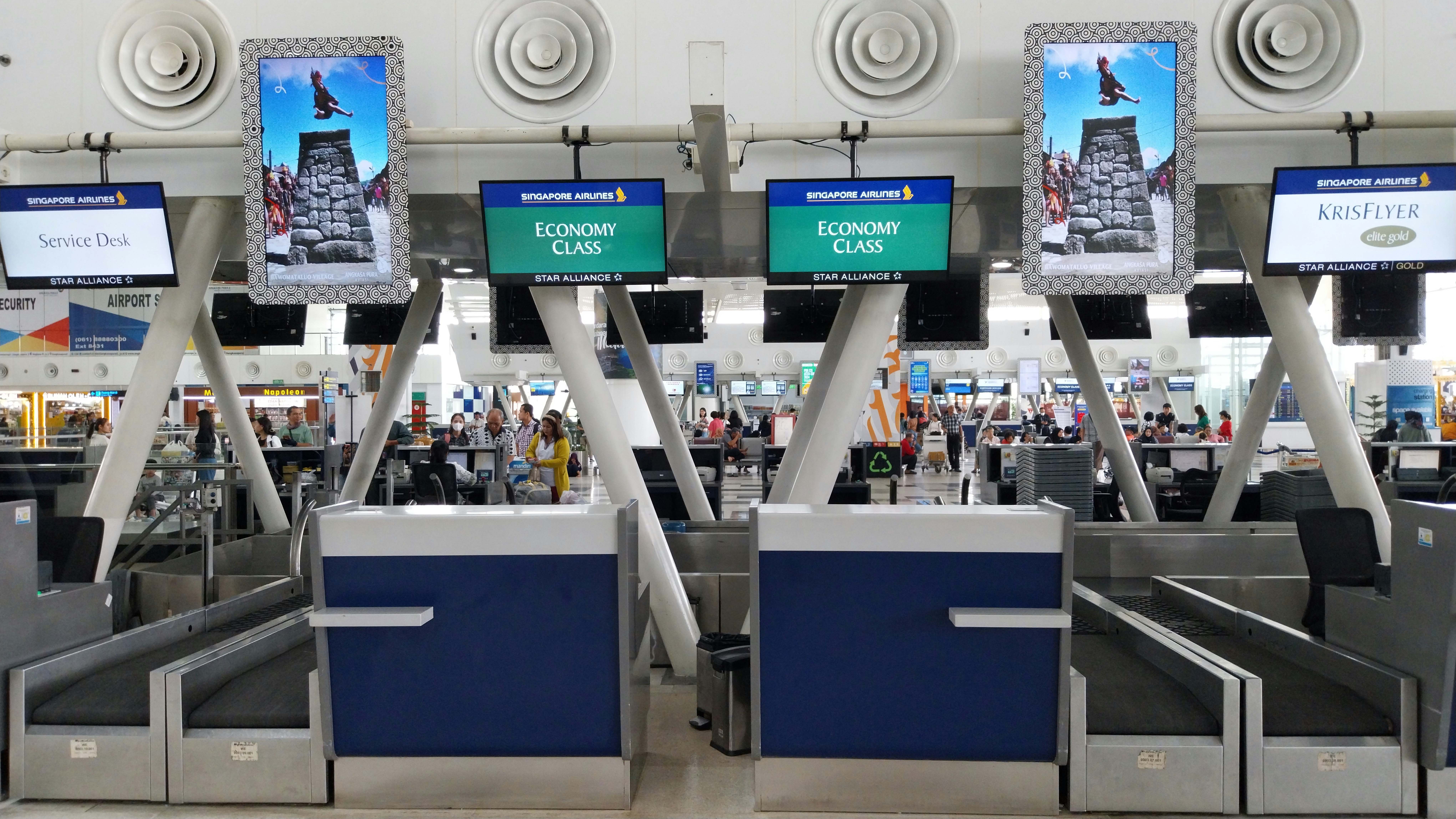 The check-in playbook: auto, free-cancel, rebook, relax