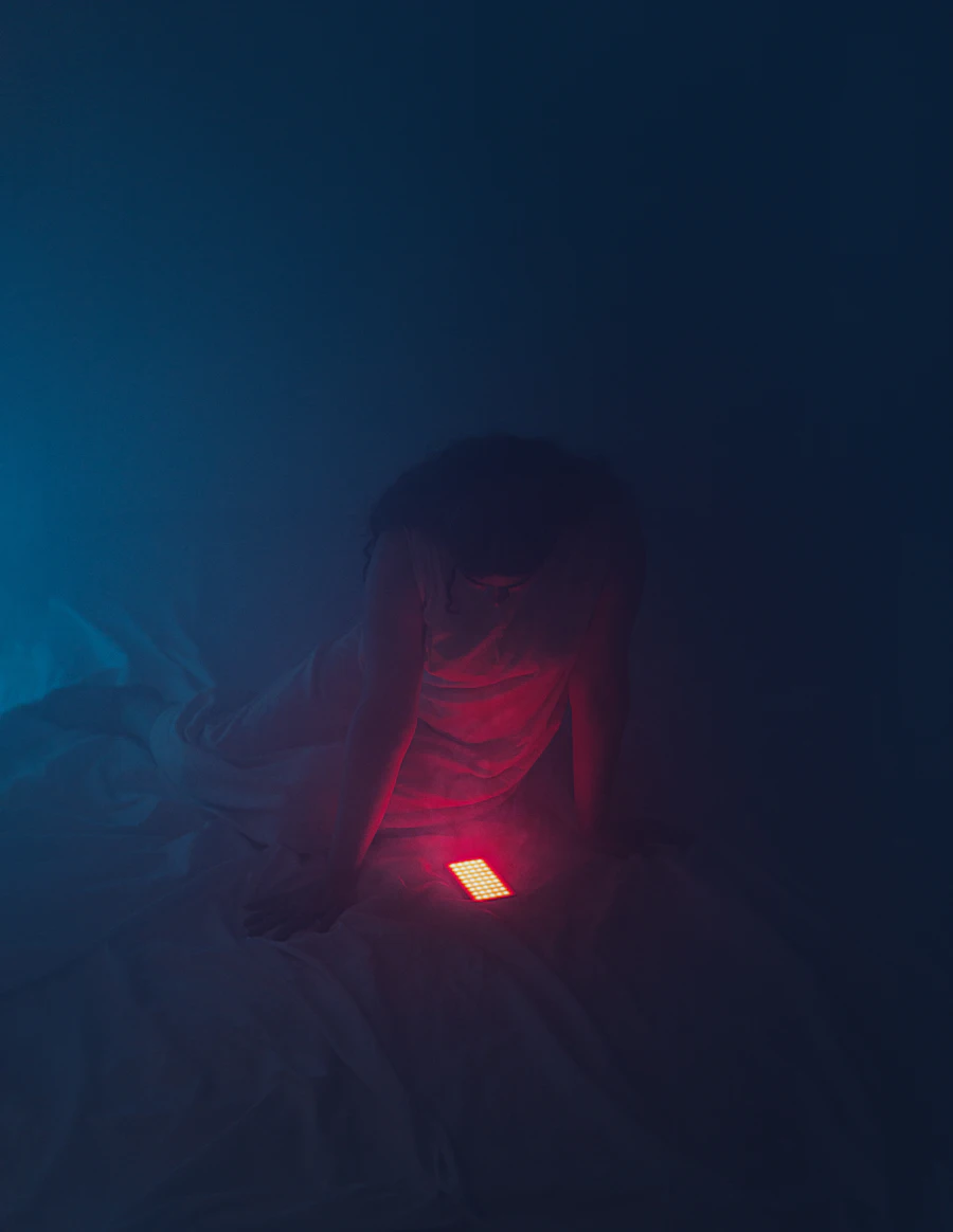 Soft ambient light in an intimate evening setting